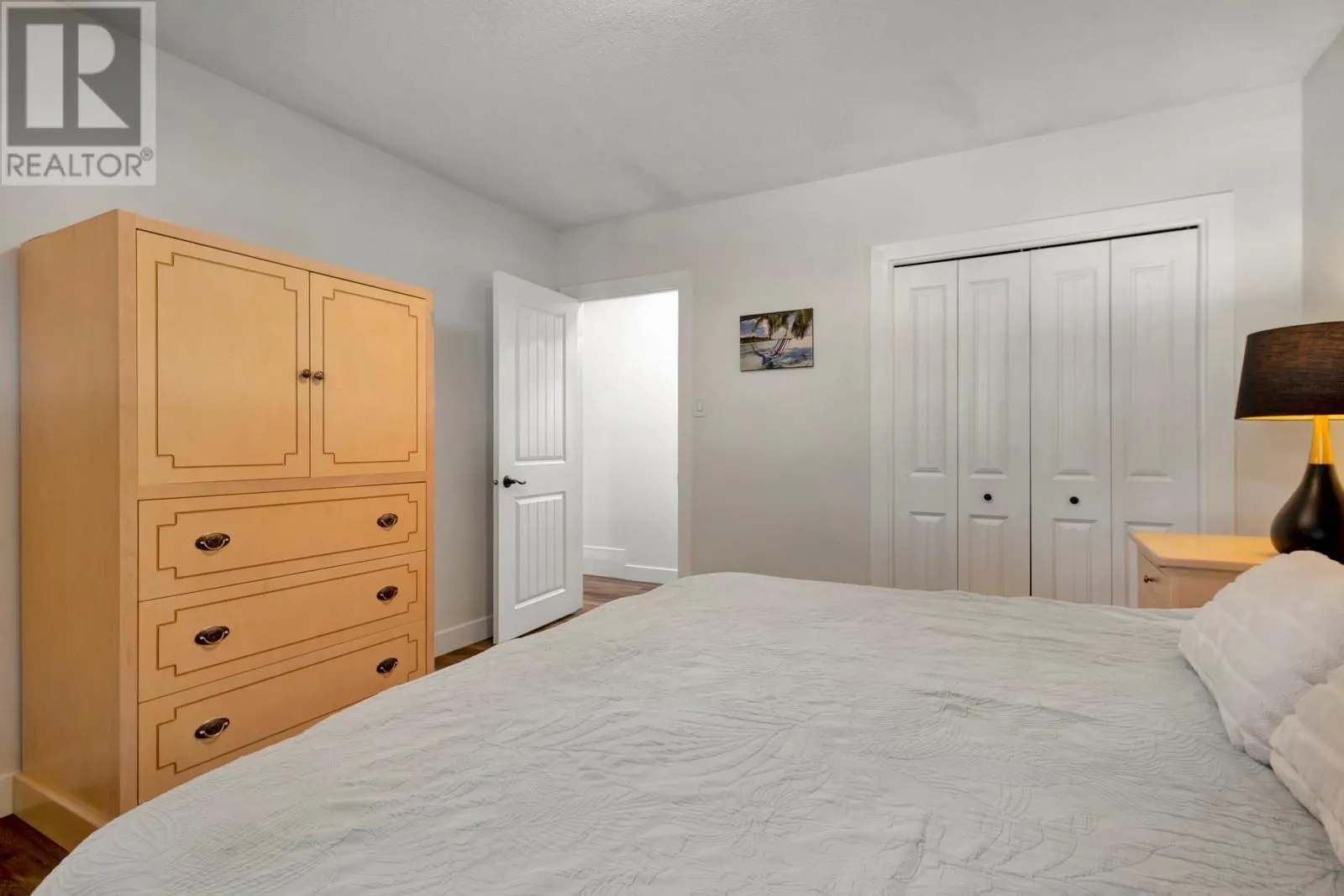 1123 Pinecrest Lane