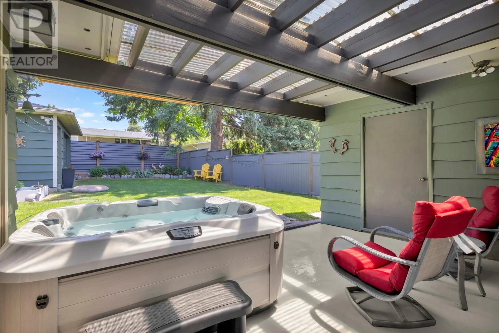 1123 Pinecrest Lane
