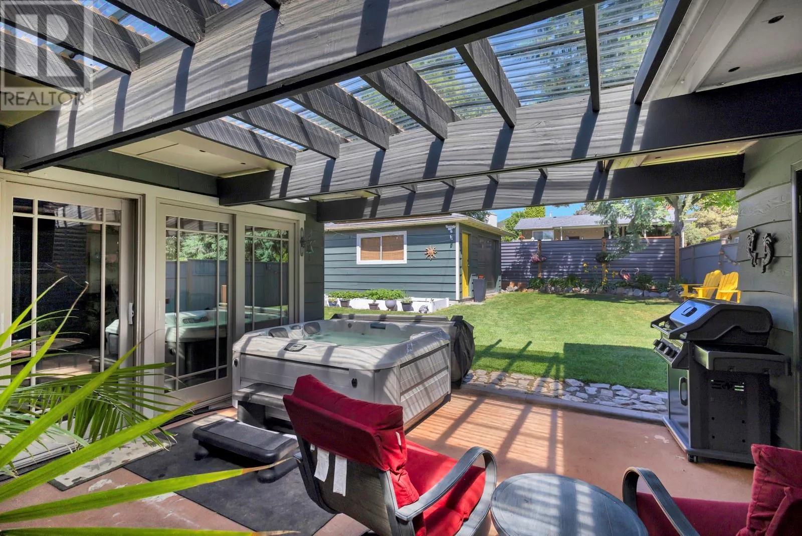 1123 Pinecrest Lane