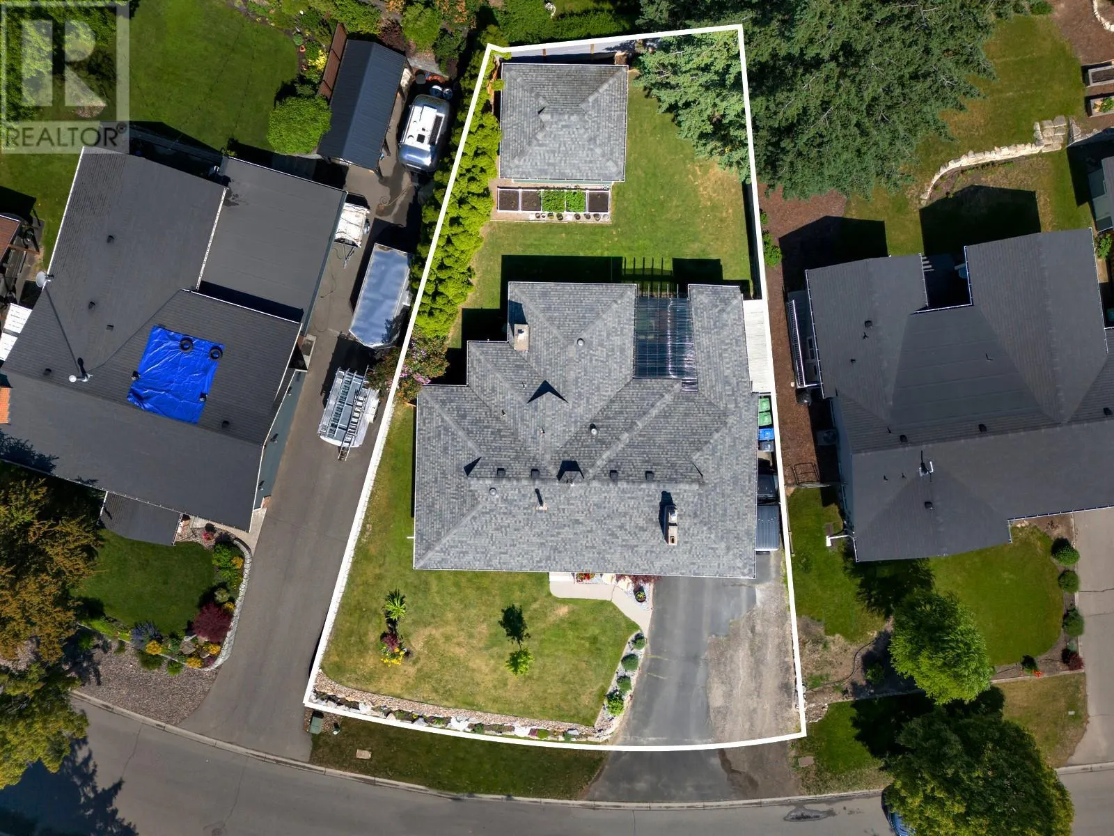 1123 Pinecrest Lane