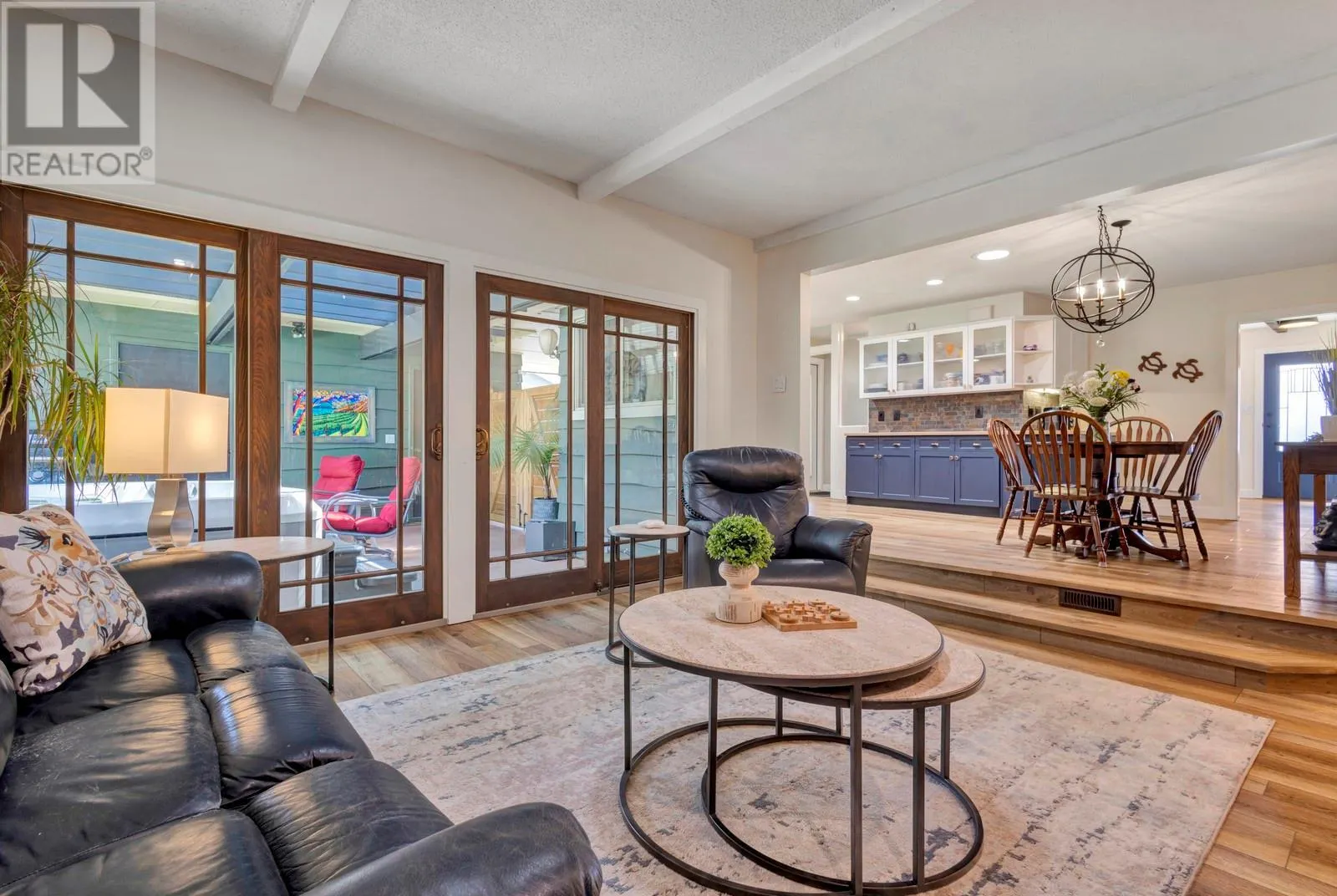 1123 Pinecrest Lane