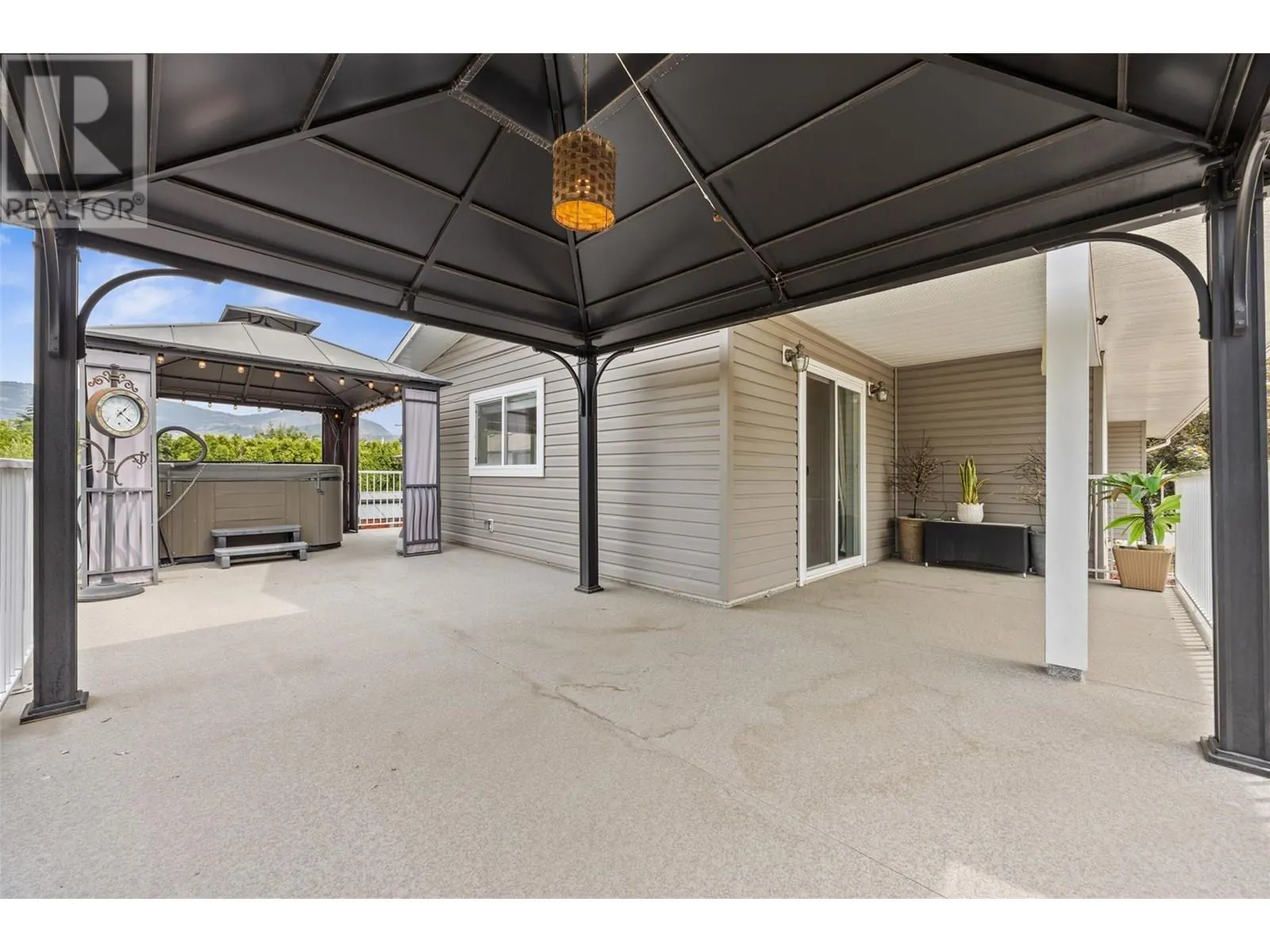 645 Mark Road