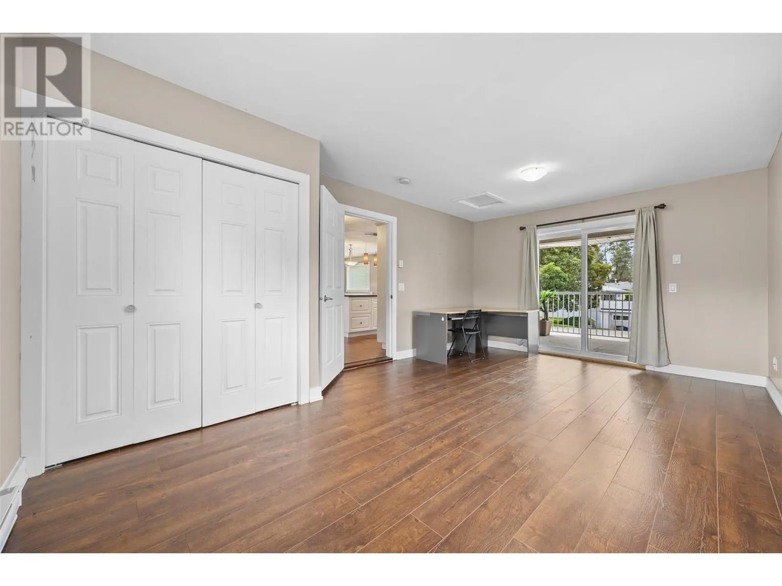 645 Mark Road