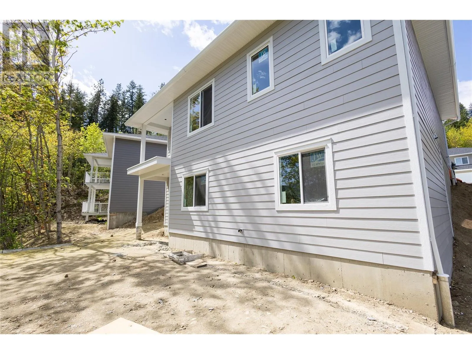806 Cliff Avenue Unit# 103