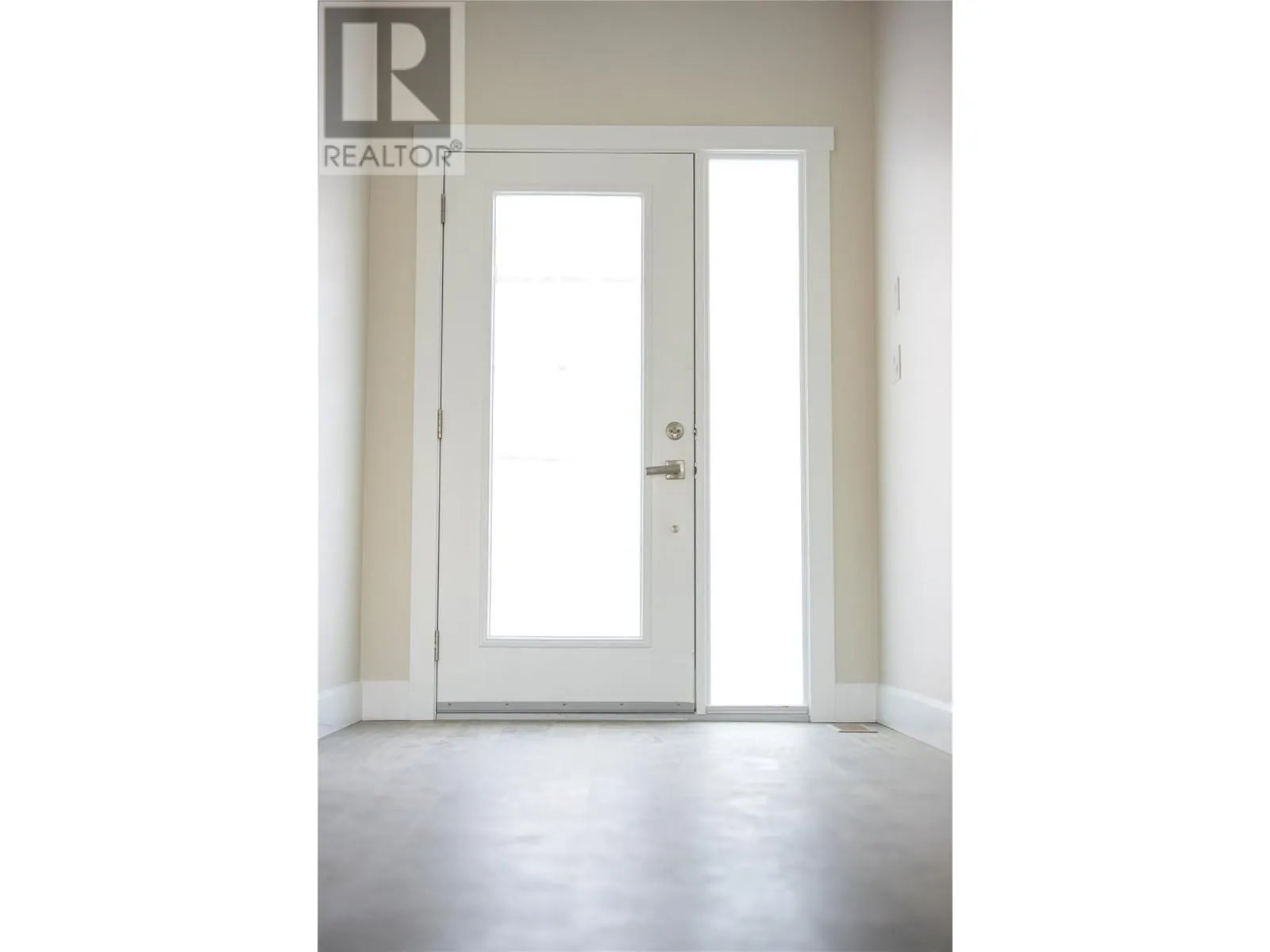 806 Cliff Avenue Unit# 103