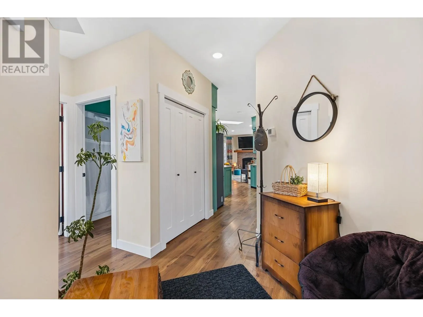 101 7th Avenue