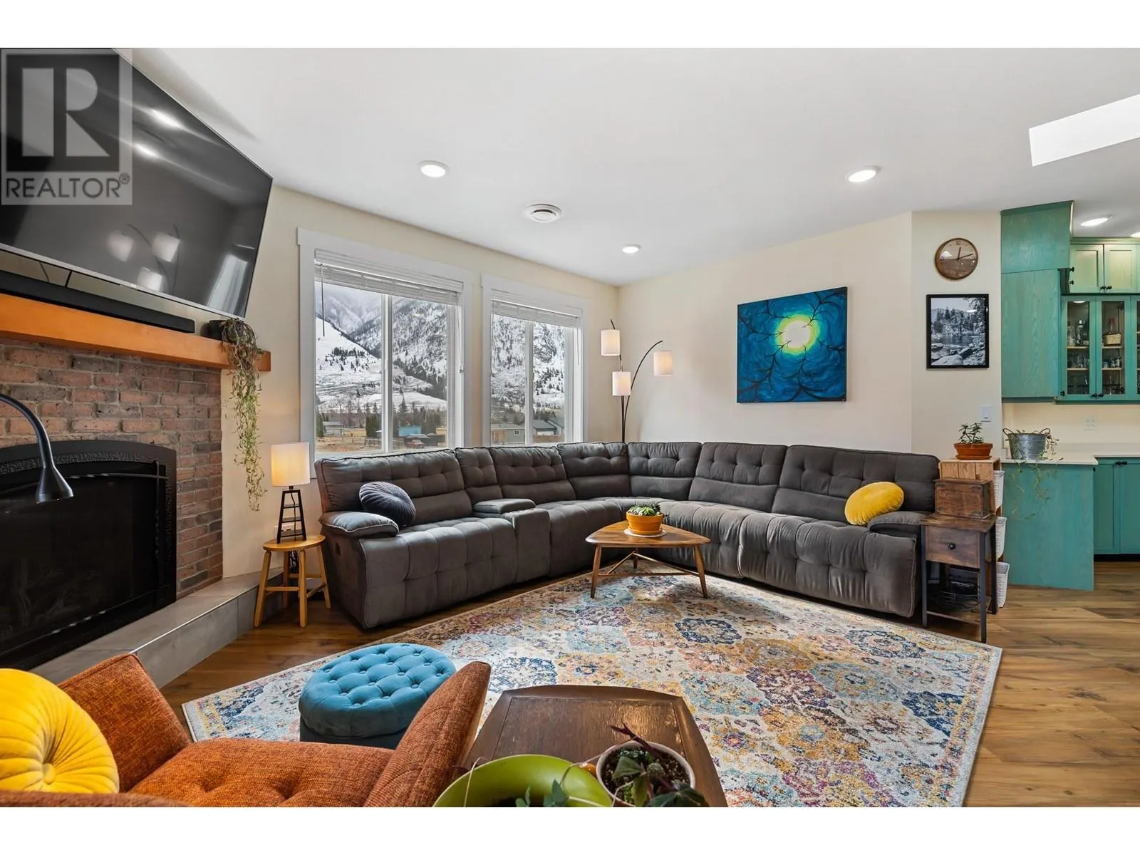 101 7th Avenue