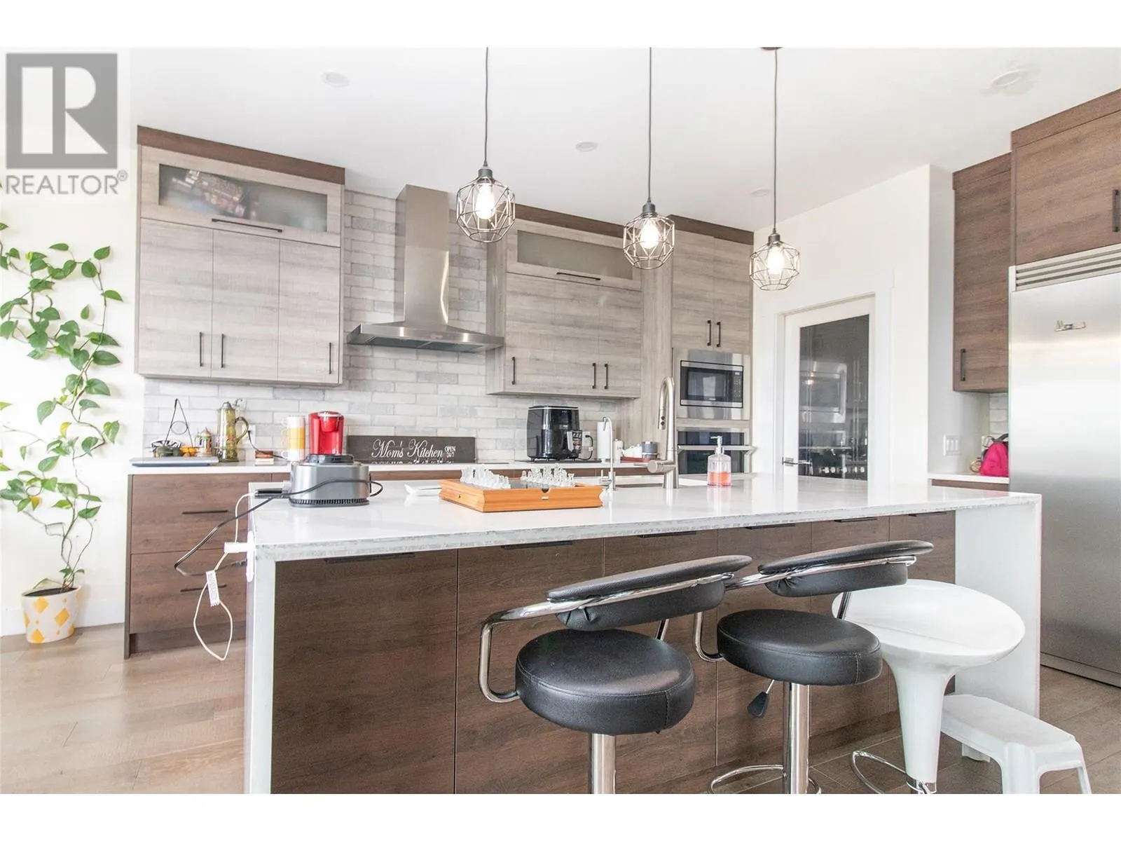 2132 Tramonto Court