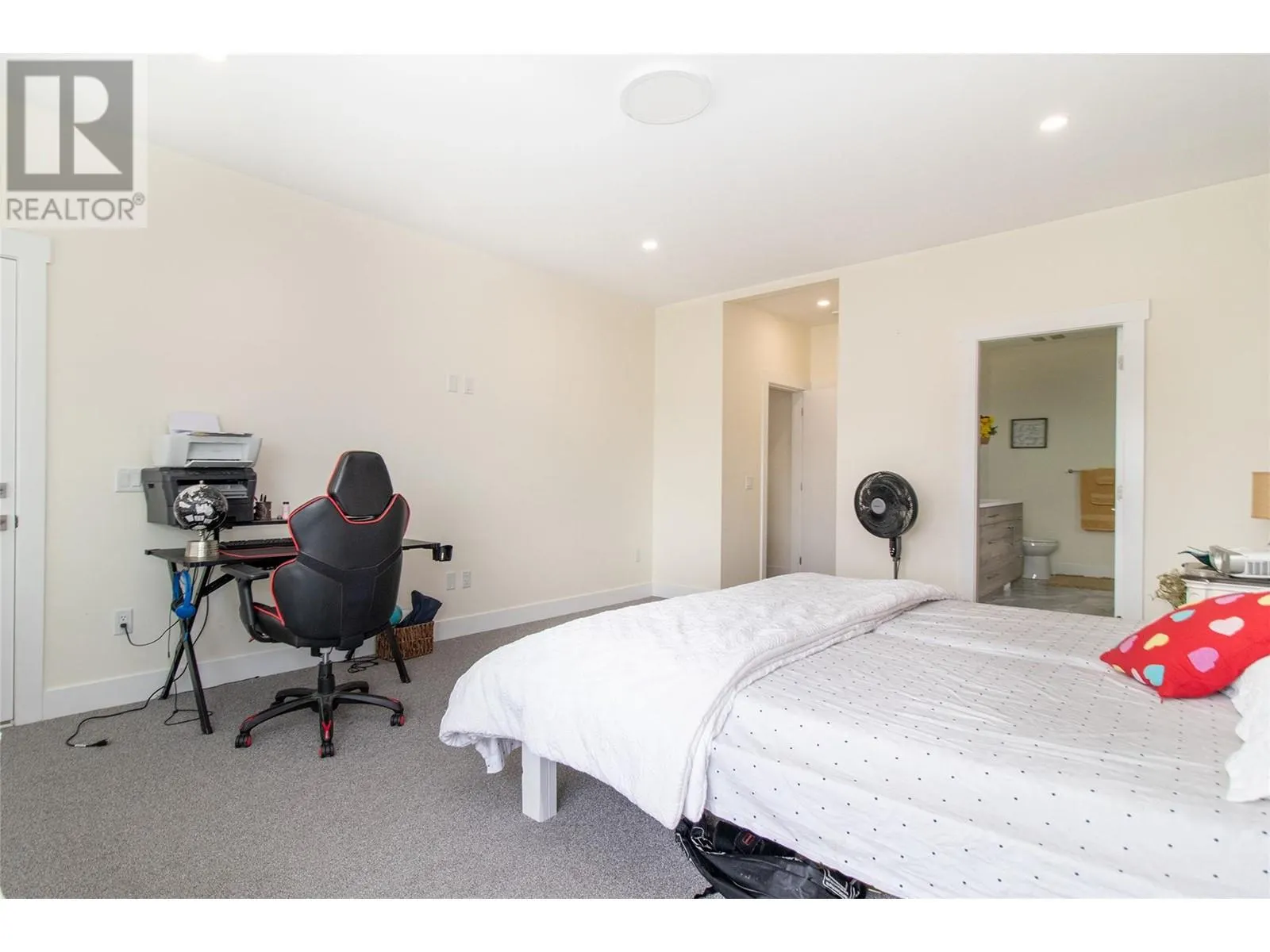 2132 Tramonto Court