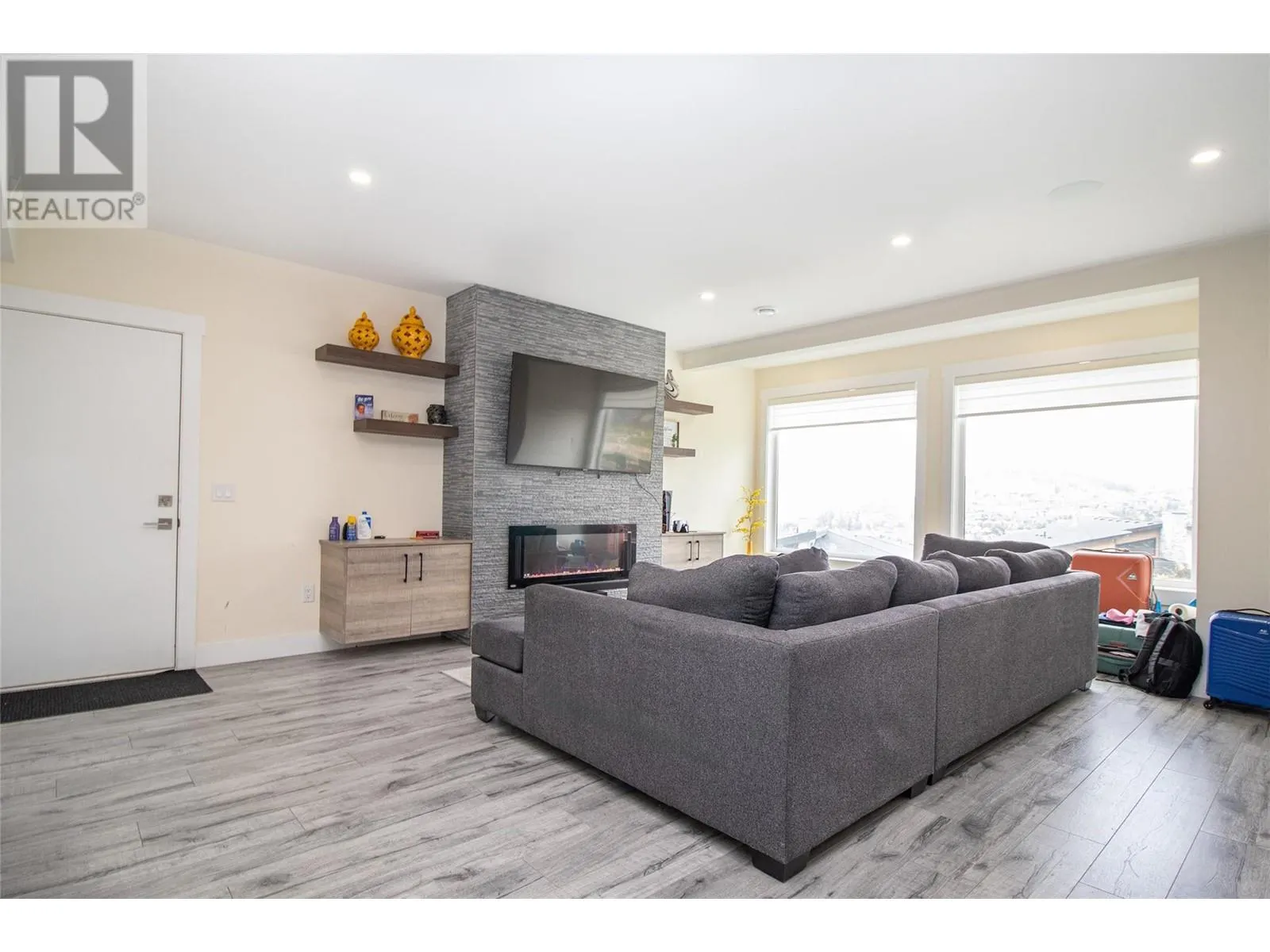 2132 Tramonto Court