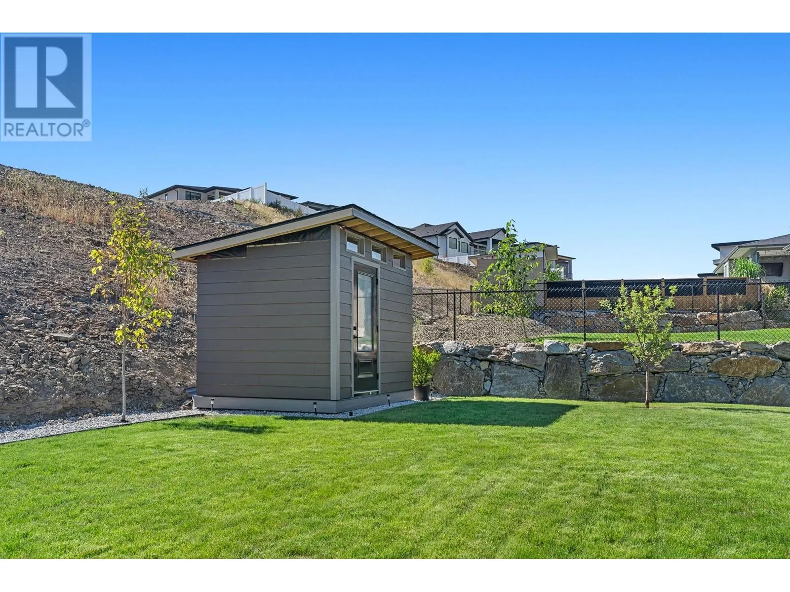 2789 Canyon Crest Drive
