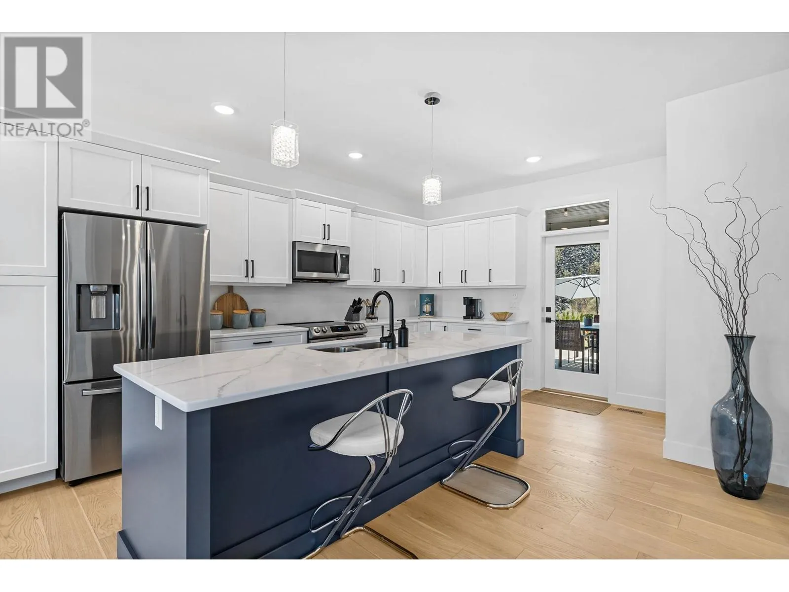2789 Canyon Crest Drive