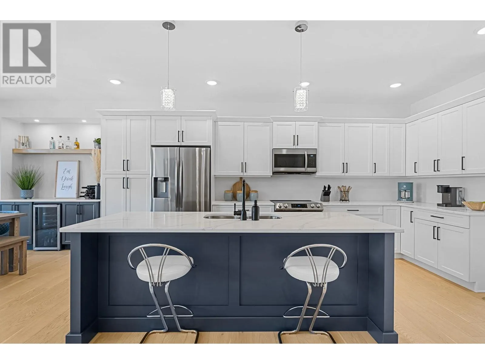 2789 Canyon Crest Drive