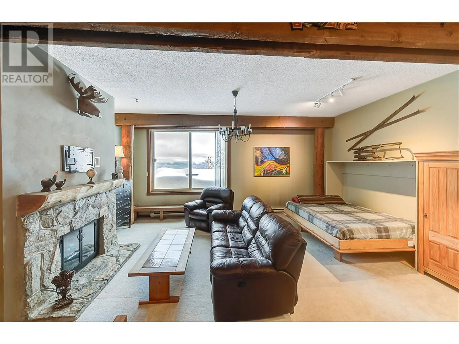 7470 Porcupine Road Unit# 402