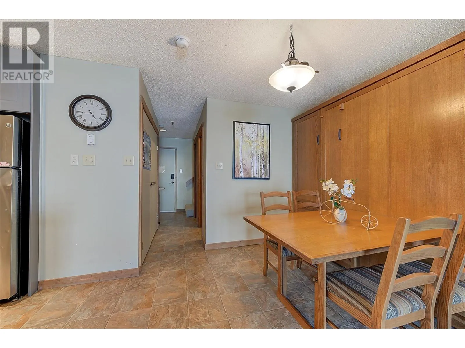 7470 Porcupine Road Unit# 402