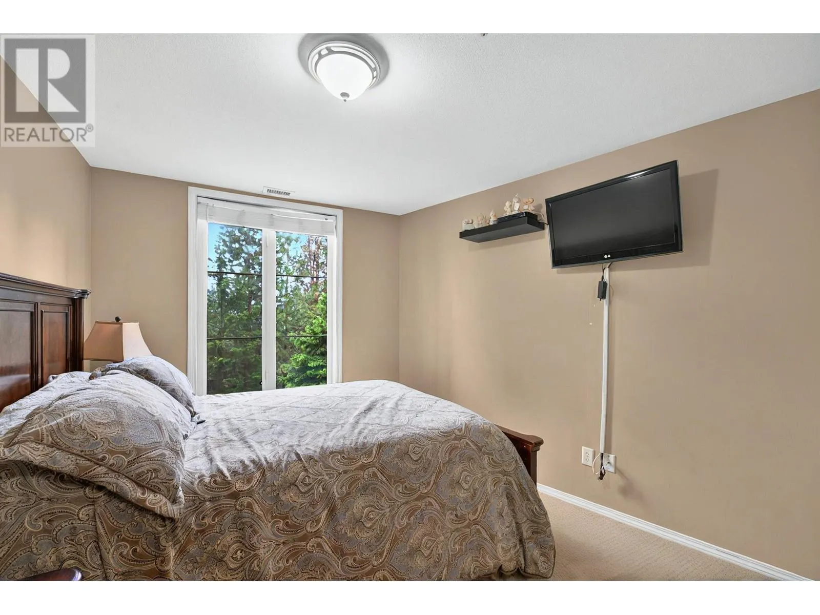 1873 Country Club Drive Unit# 2206