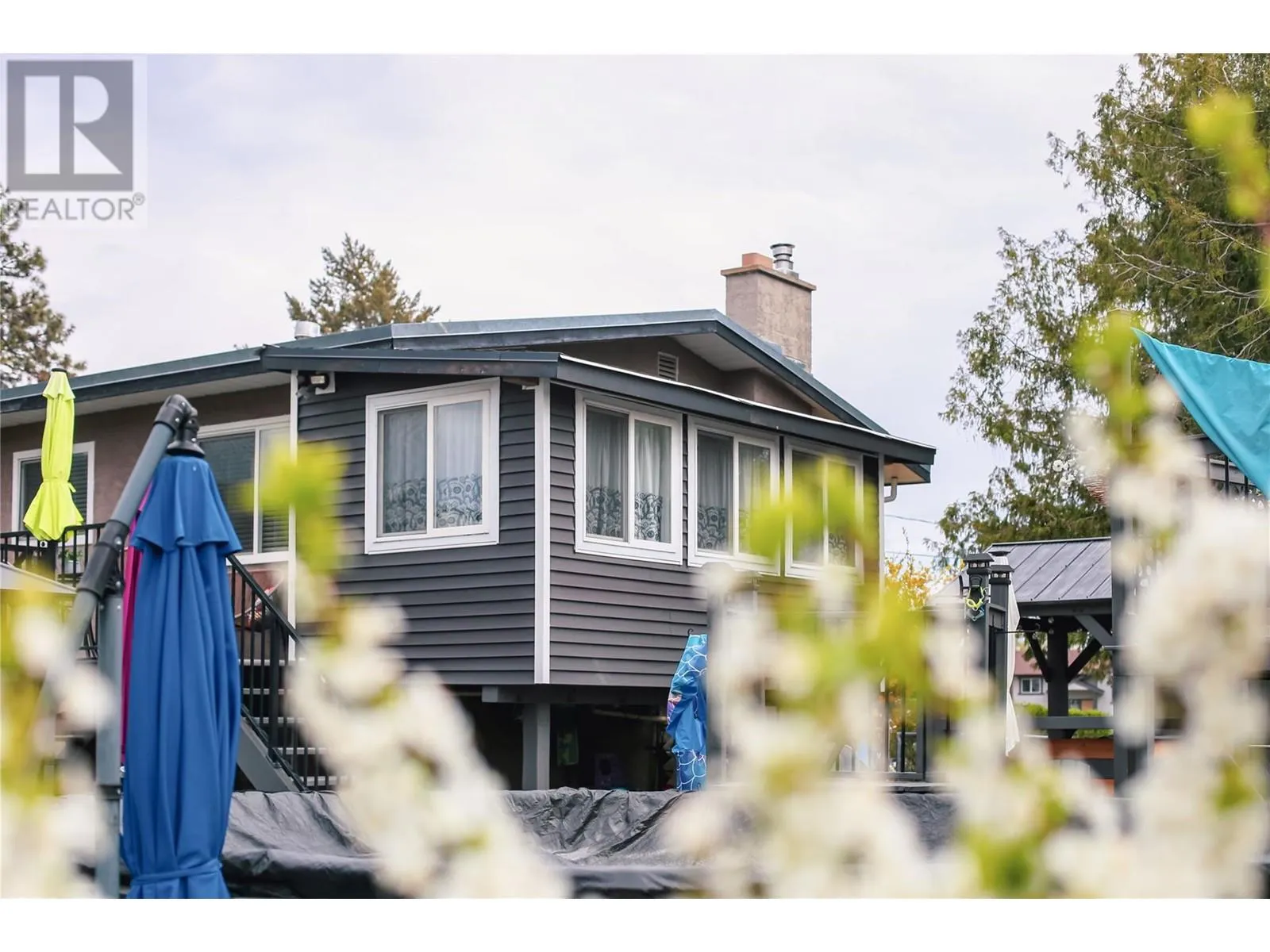 3548 MacDonnel Road