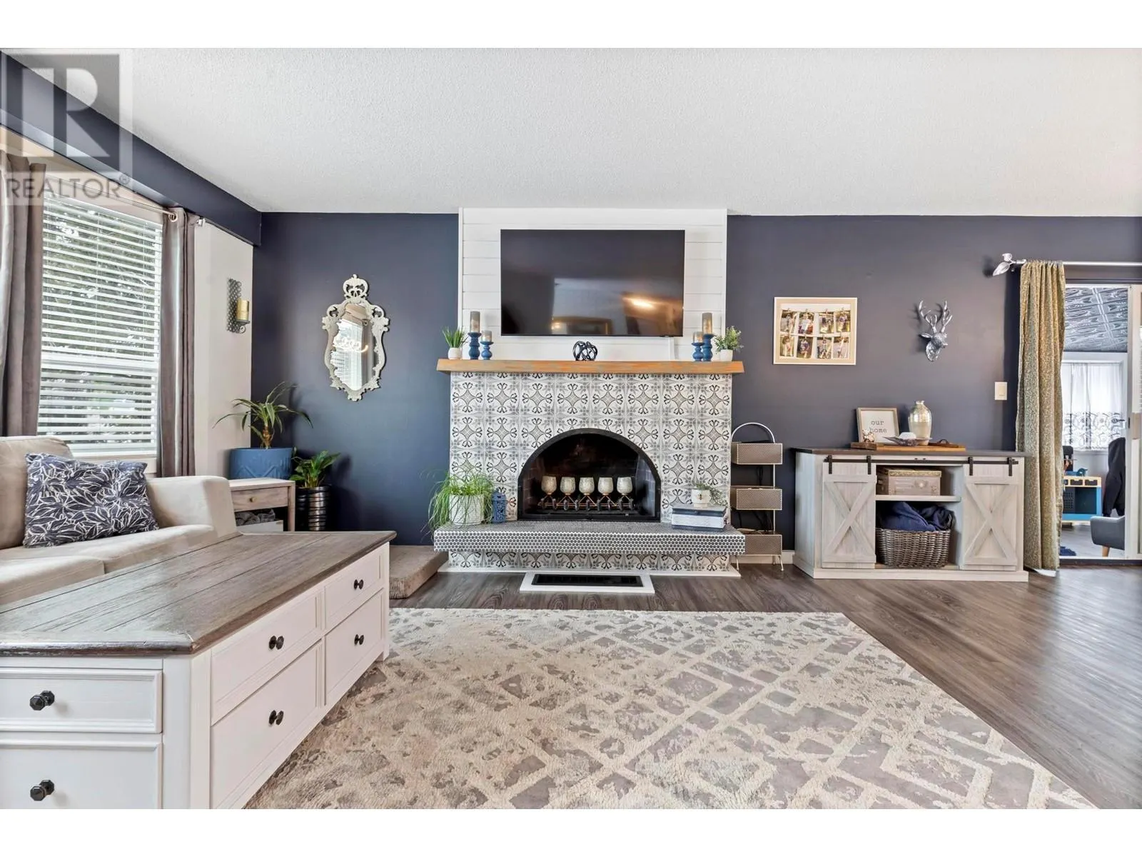 3548 MacDonnel Road
