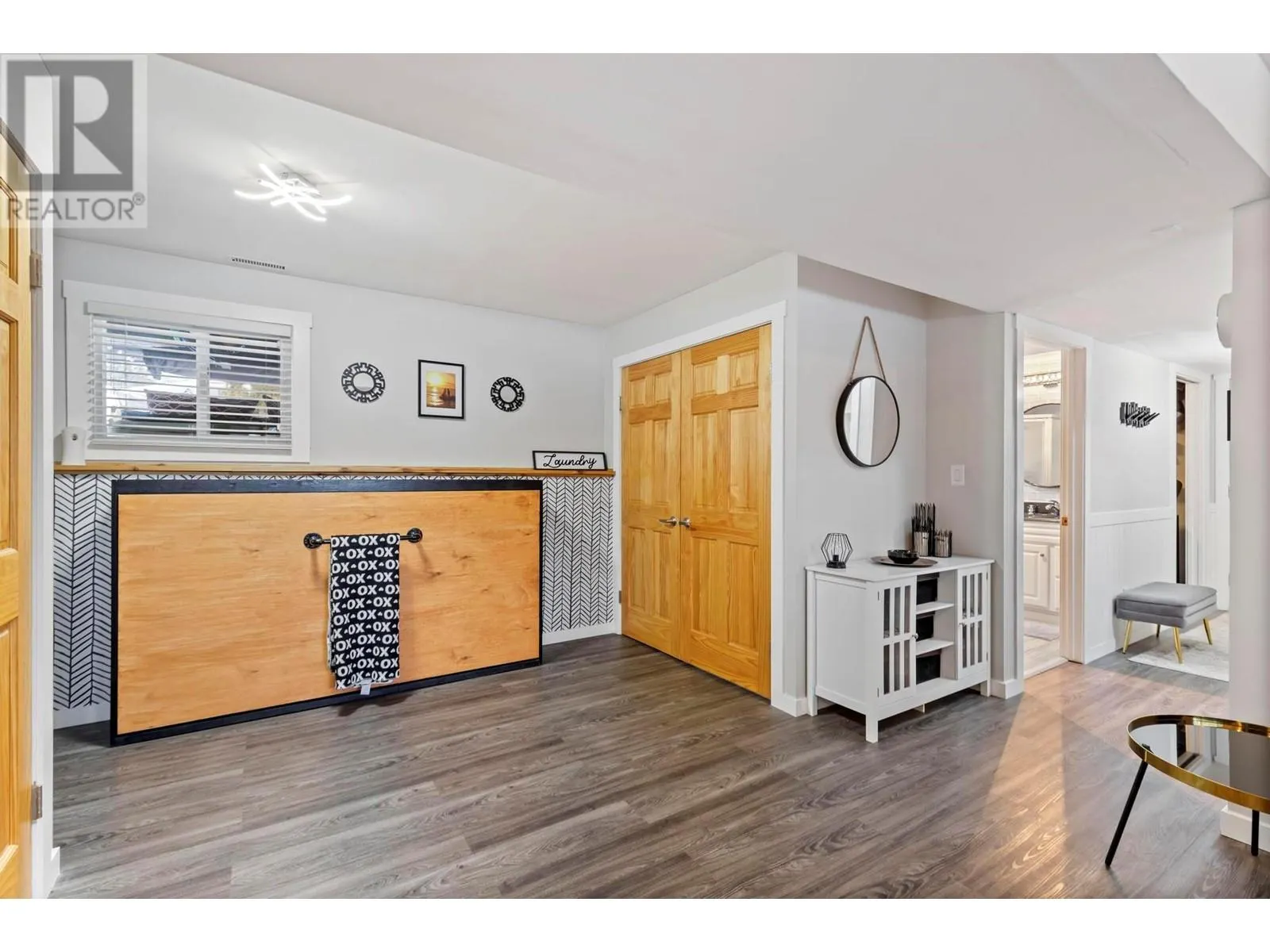 3548 MacDonnel Road