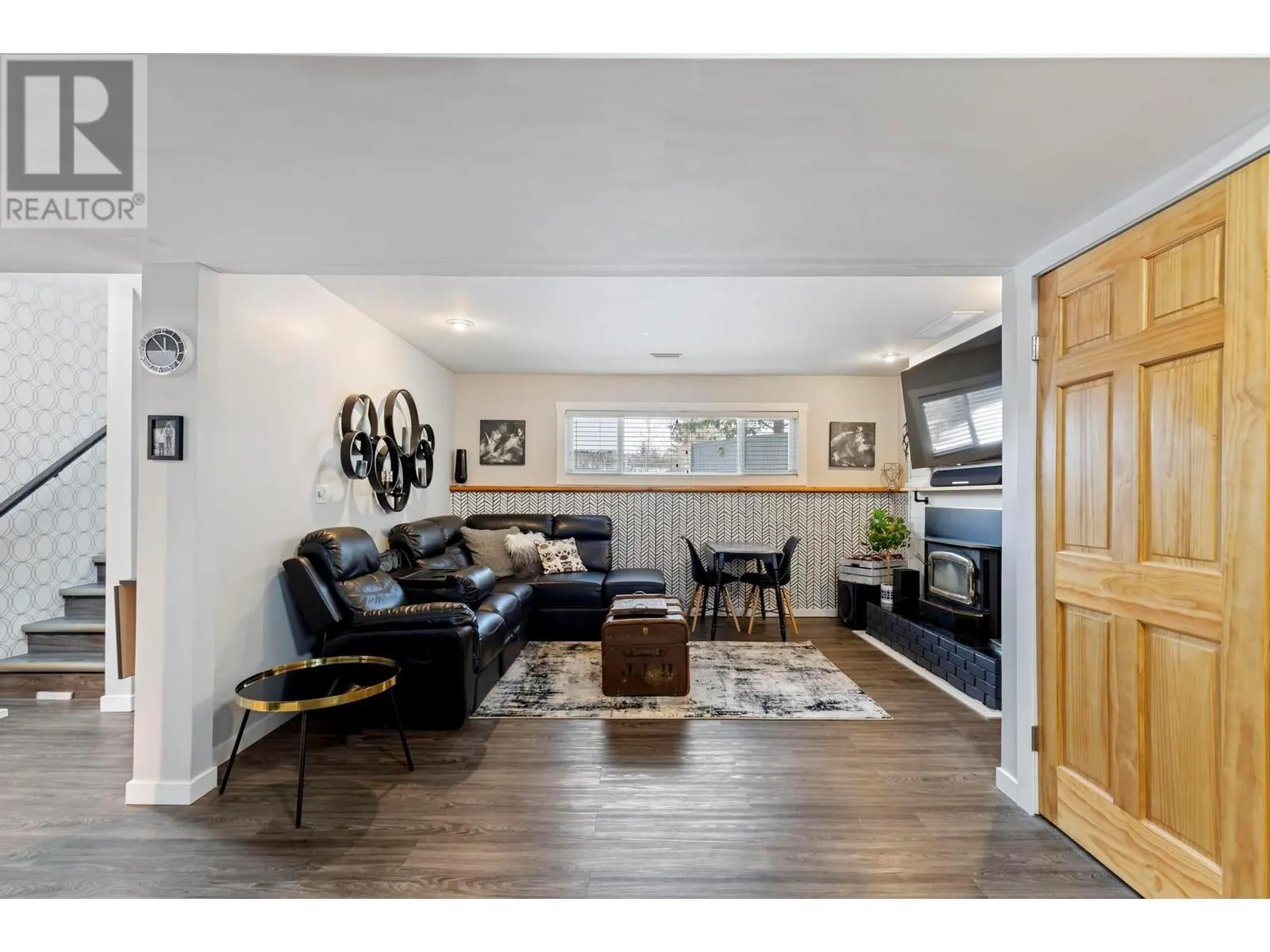 3548 MacDonnel Road