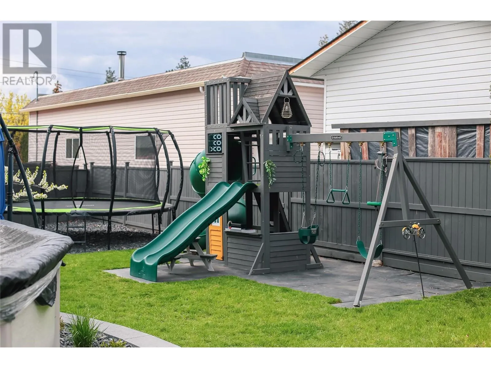 3548 MacDonnel Road