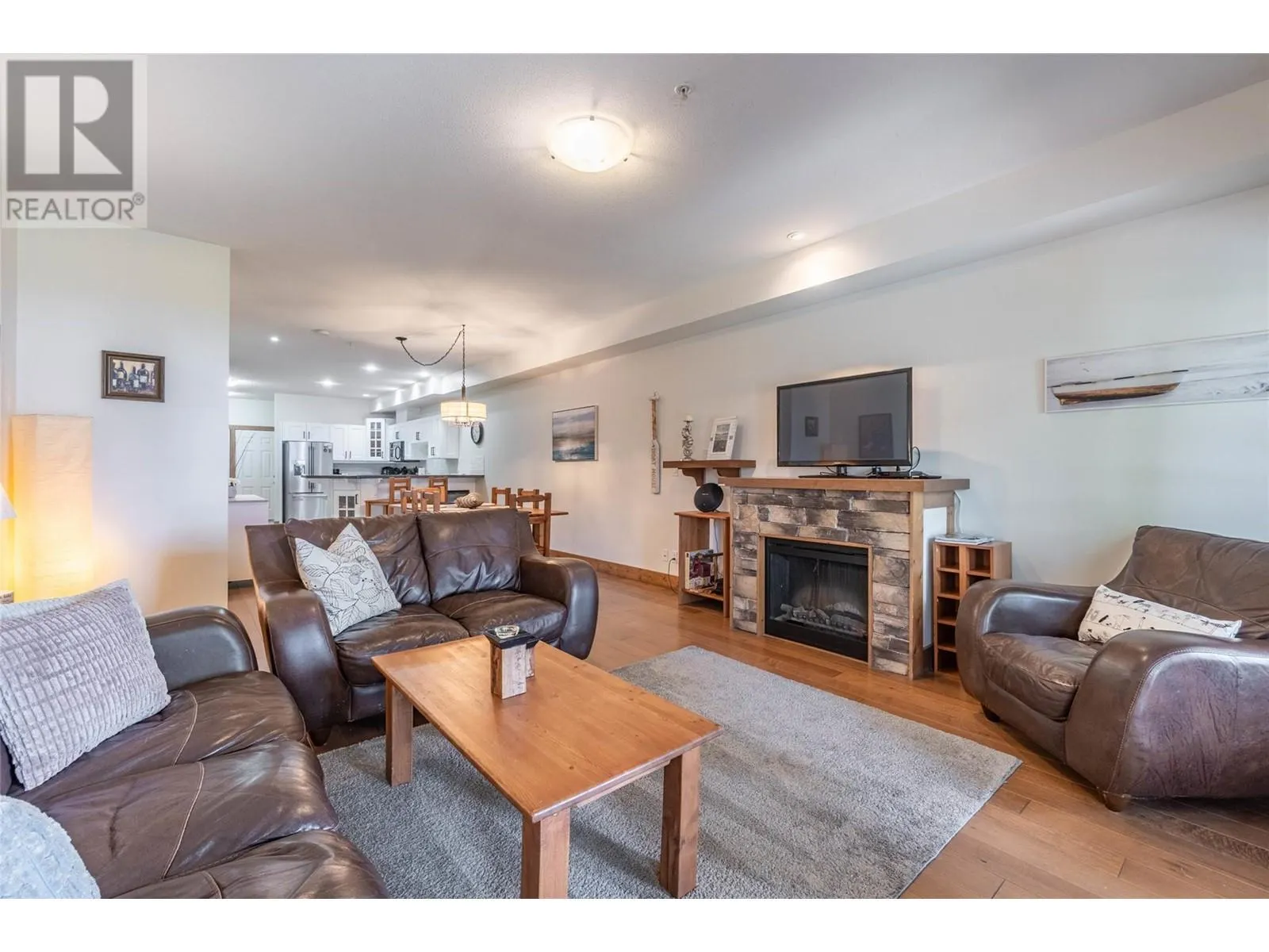 5401 LAKESHORE Drive Unit# 113