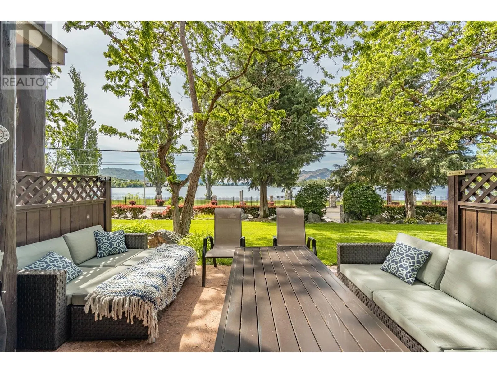 5401 LAKESHORE Drive Unit# 113