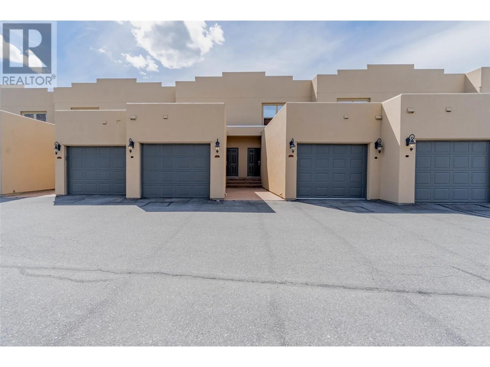 5401 LAKESHORE Drive Unit# 113