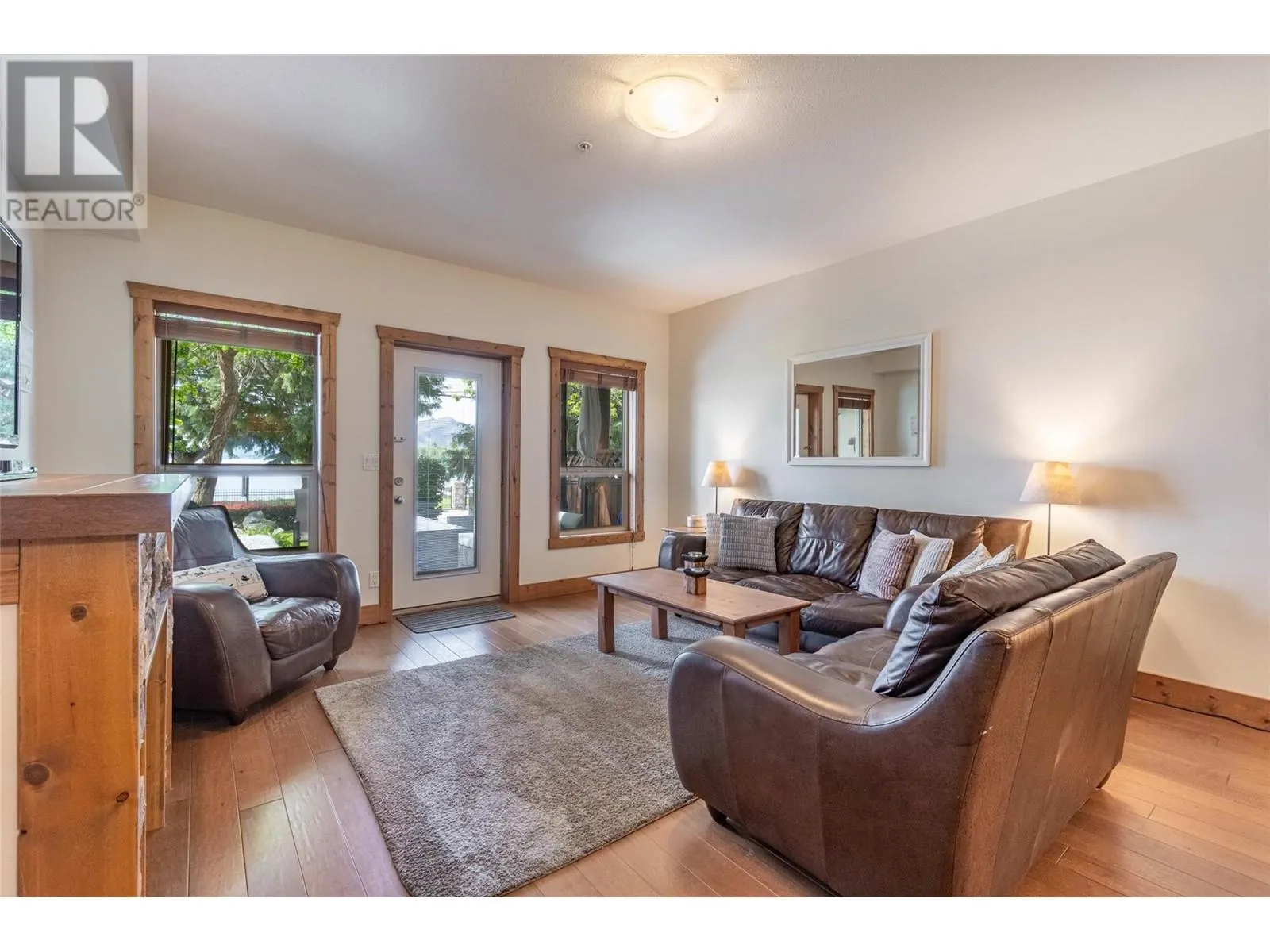 5401 LAKESHORE Drive Unit# 113