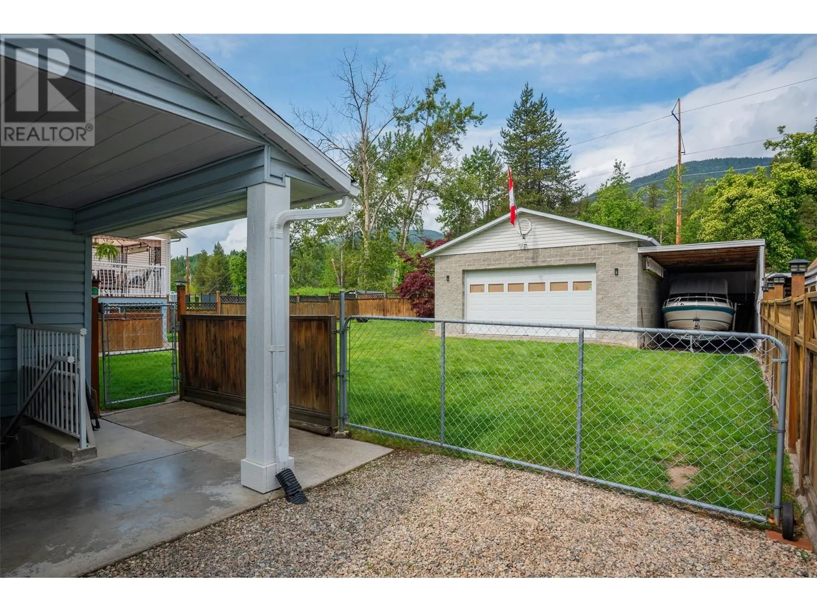 405 Beresford Crescent