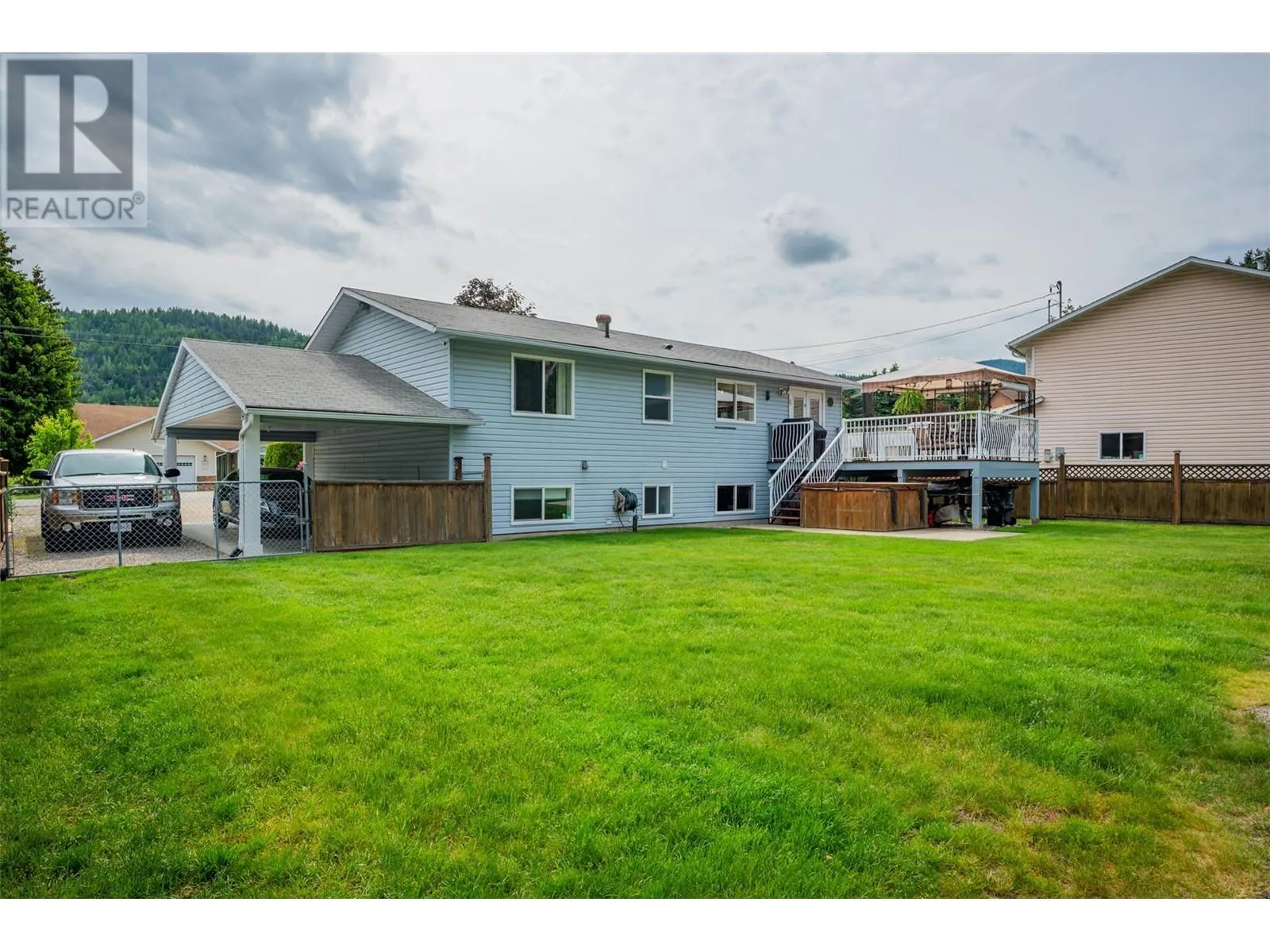 405 Beresford Crescent