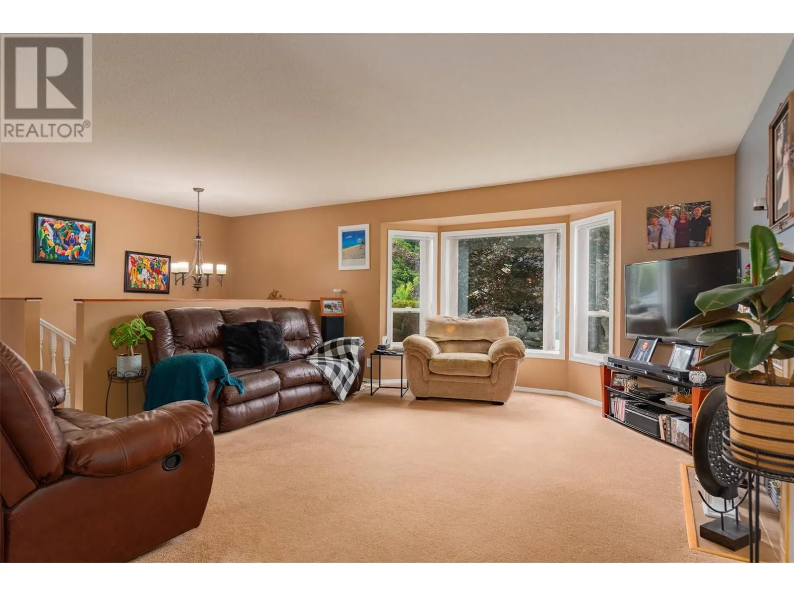 405 Beresford Crescent