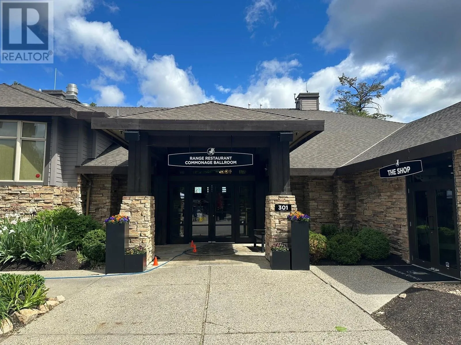 107 Village Centre Court Unit# 116