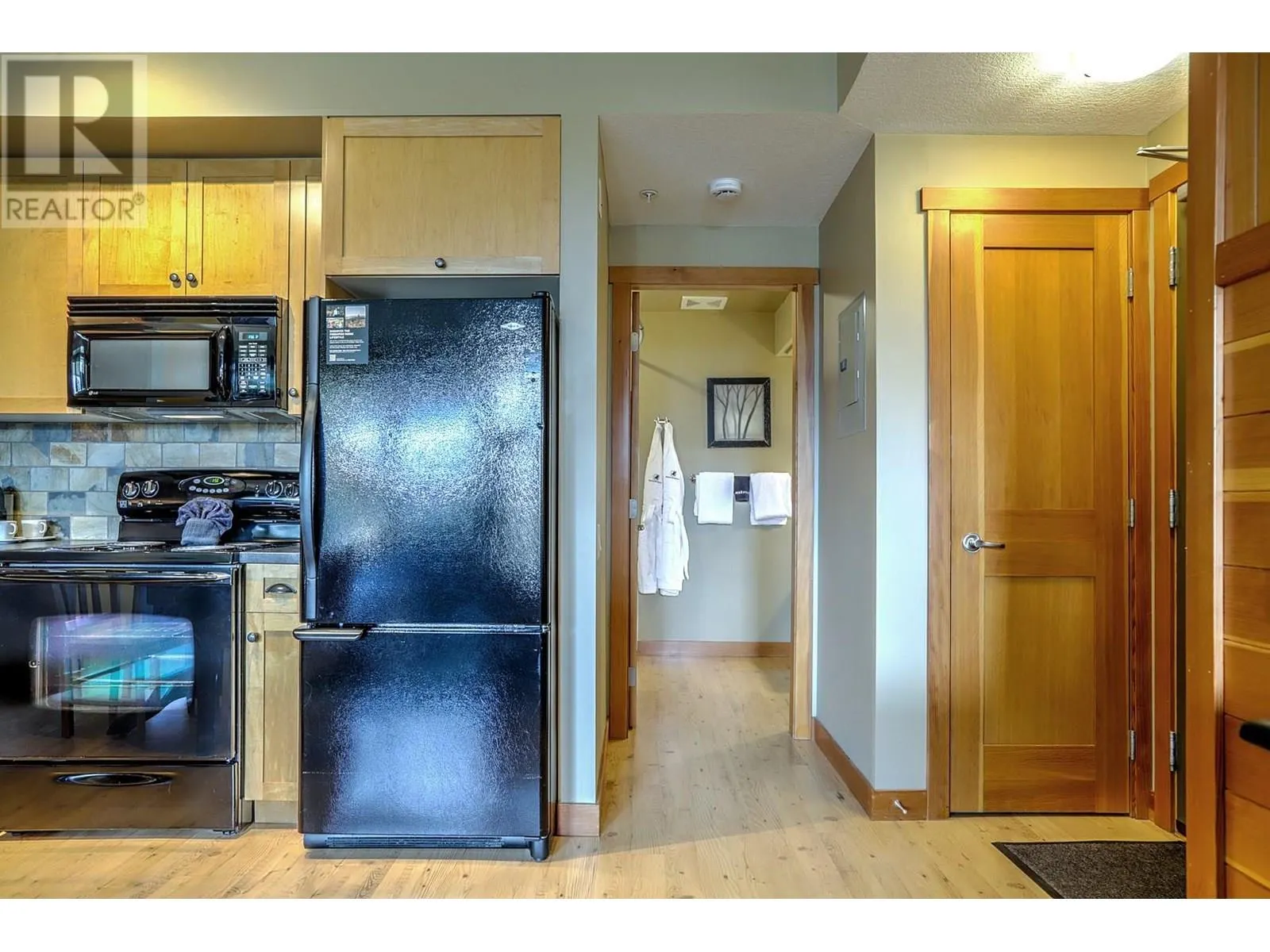 107 Village Centre Court Unit# 116
