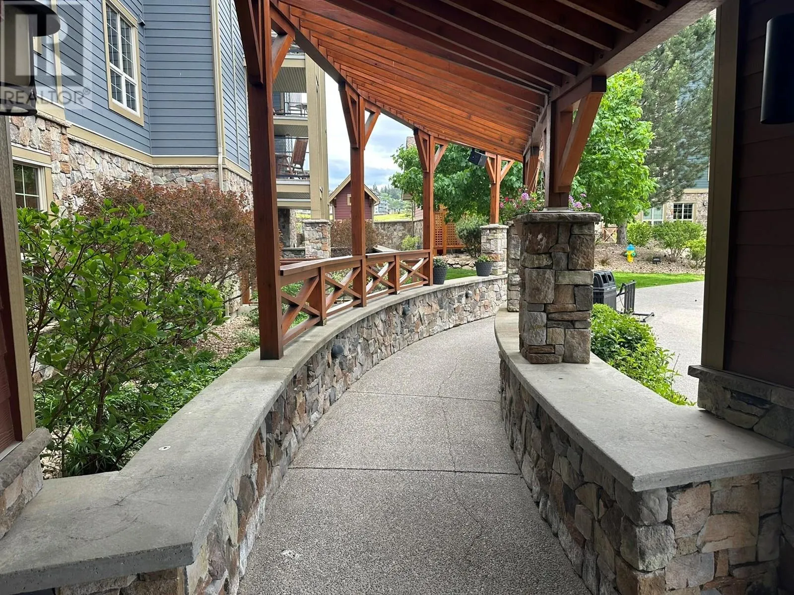 107 Village Centre Court Unit# 116