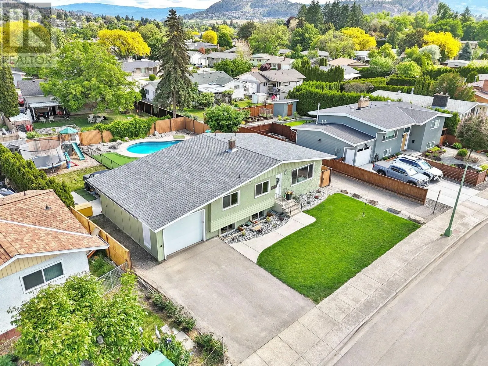 1224 Lawson Avenue