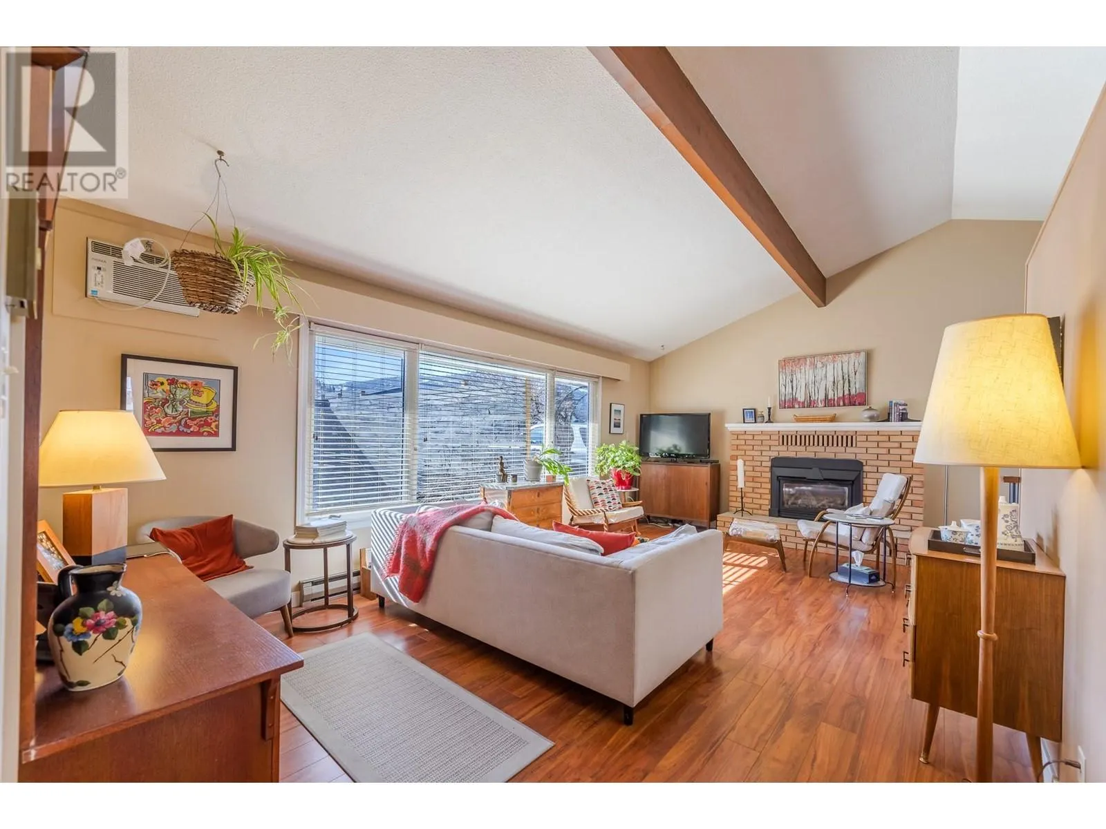 10114 PRAIRIE VALLEY Road