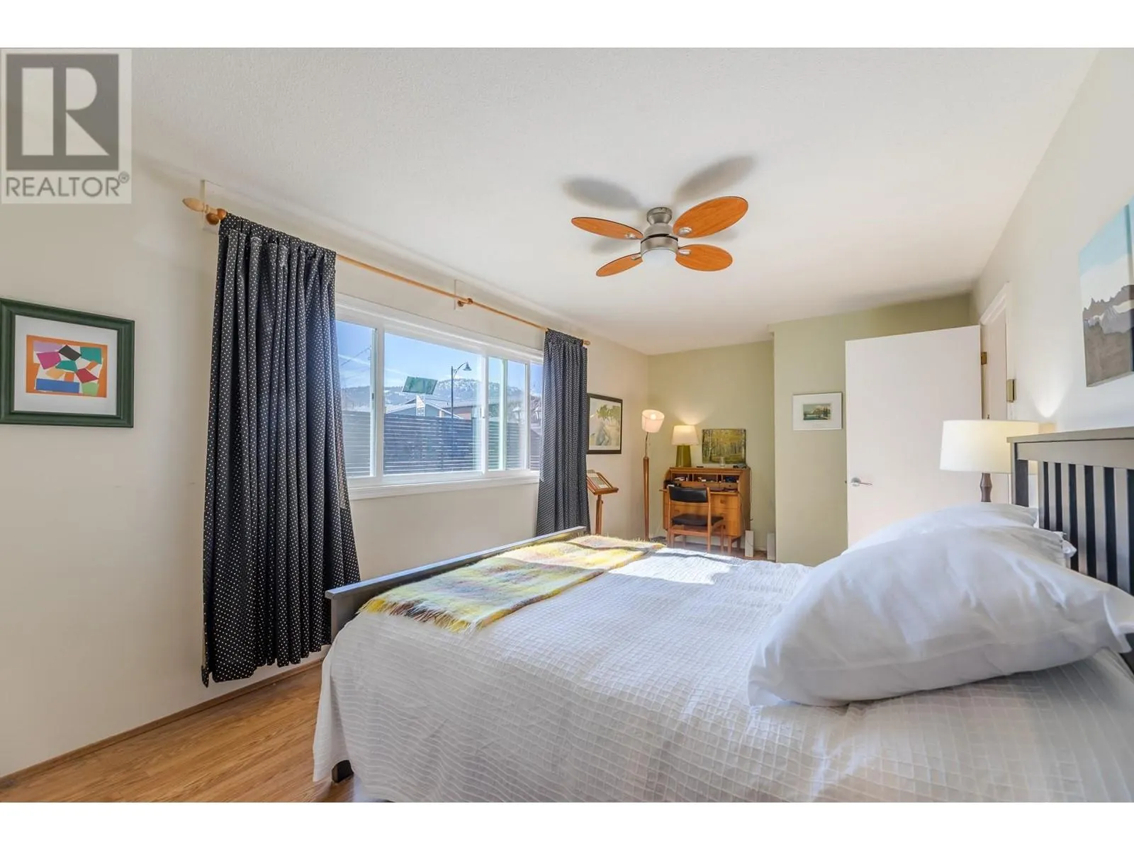 10114 PRAIRIE VALLEY Road