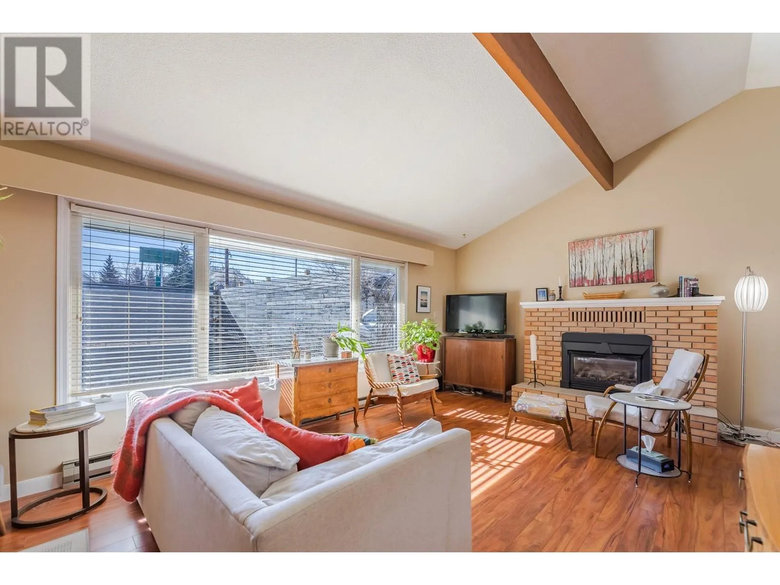 10114 PRAIRIE VALLEY Road