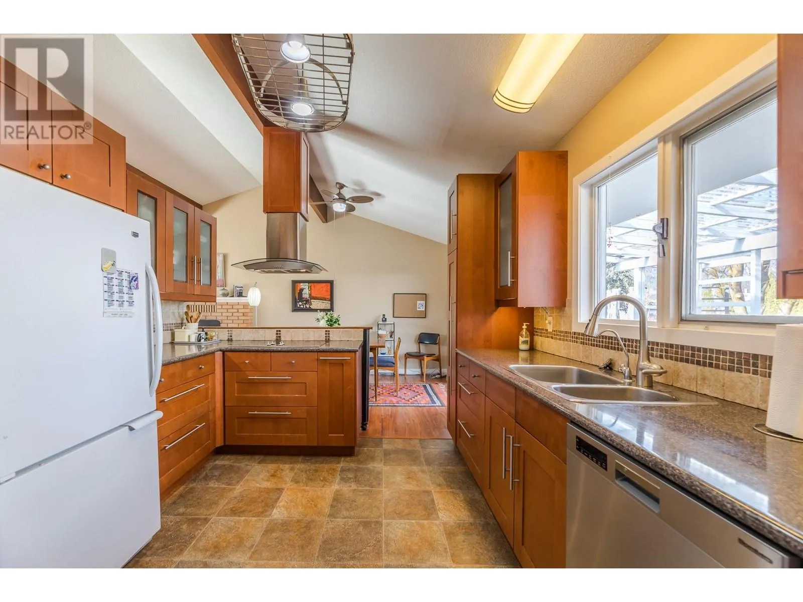 10114 PRAIRIE VALLEY Road