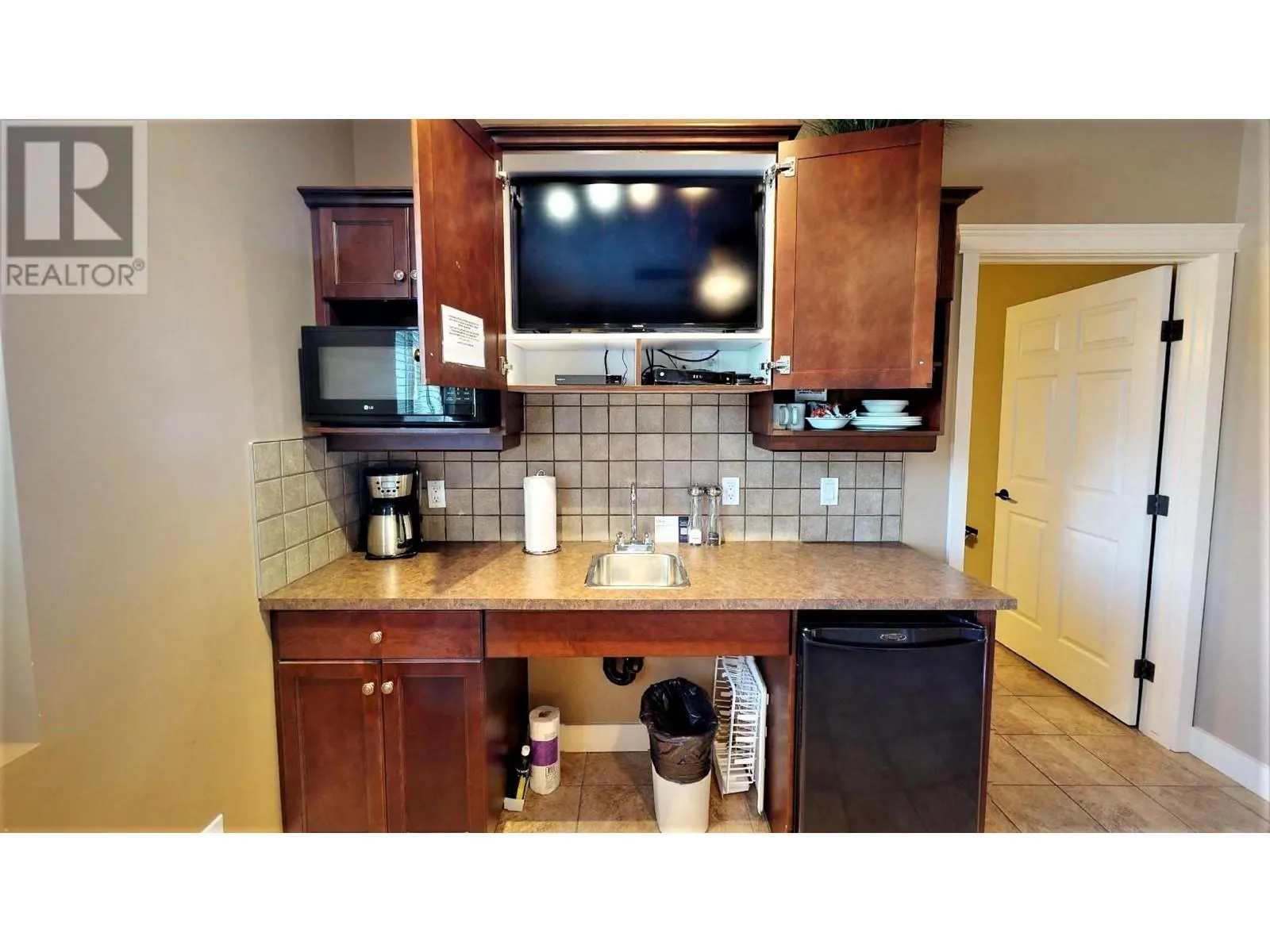 300 BIGHORN Boulevard Unit# 311 B