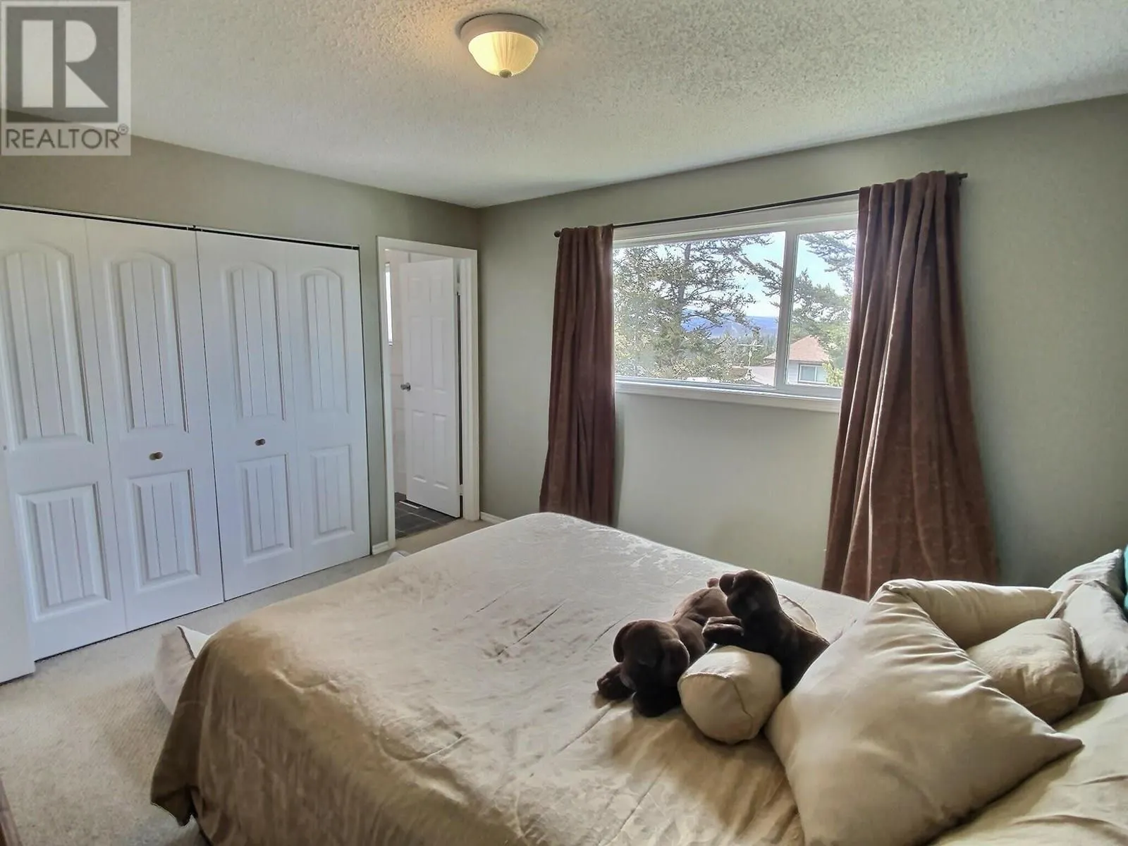 226 Dogwood Place
