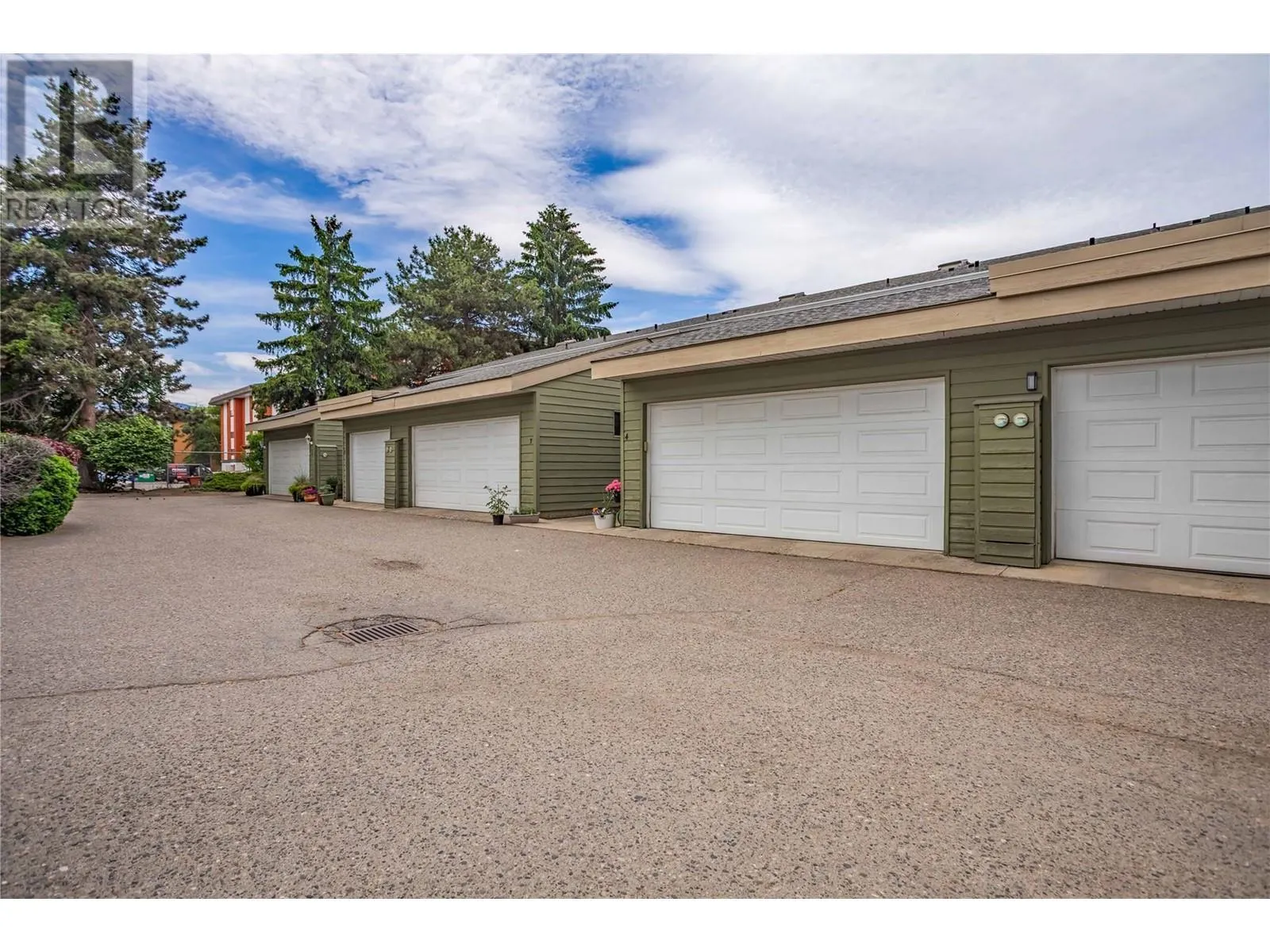 1950 Burtch Road Unit# 4