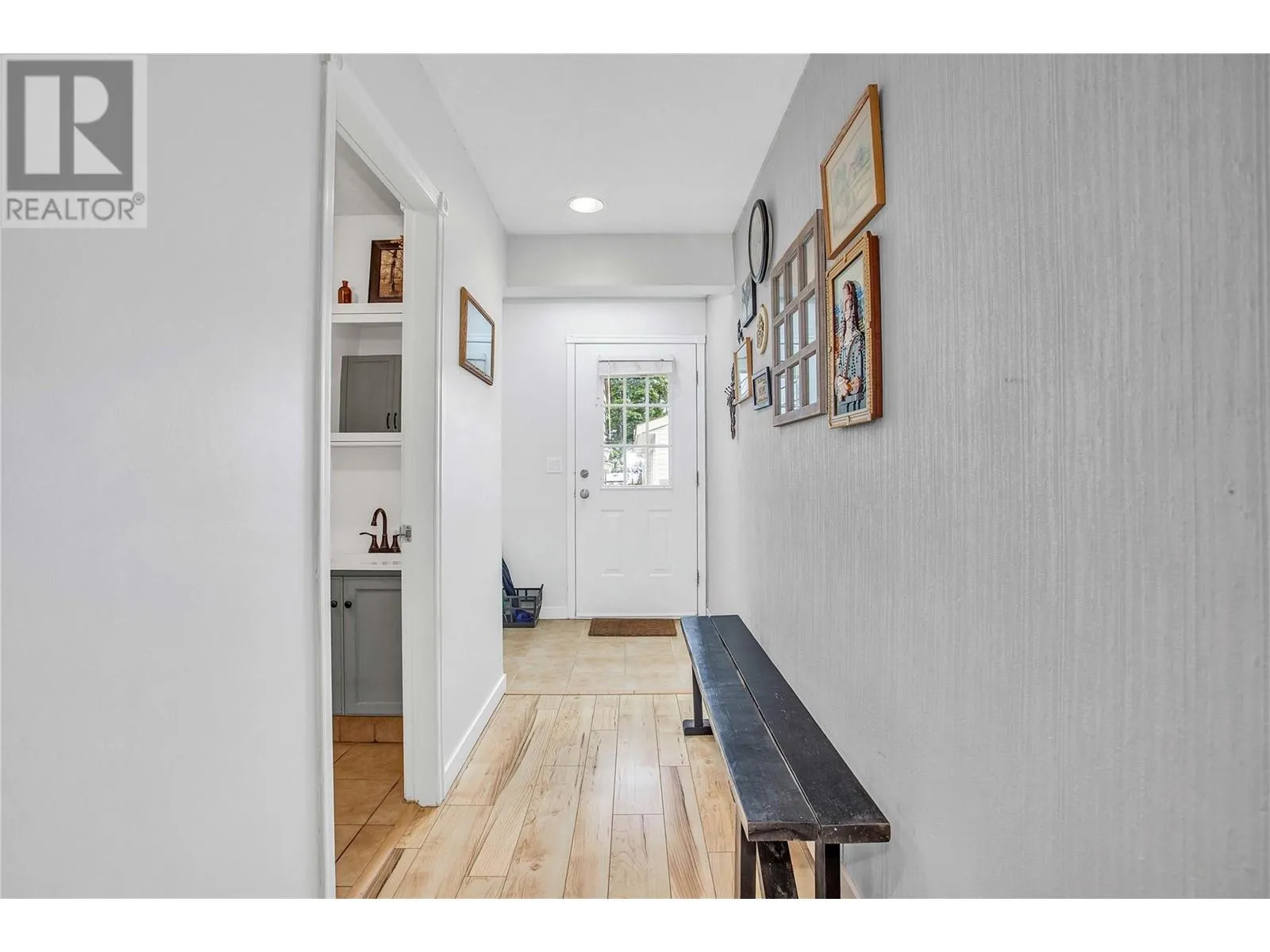 1950 Burtch Road Unit# 4
