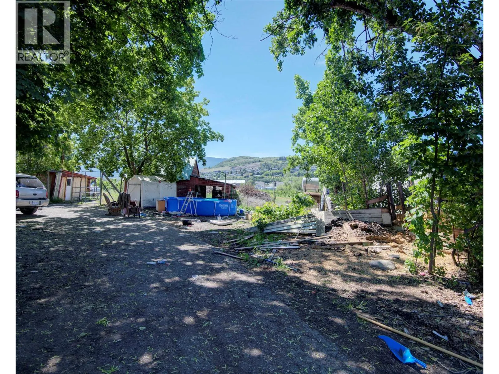 1094 Pottery Road