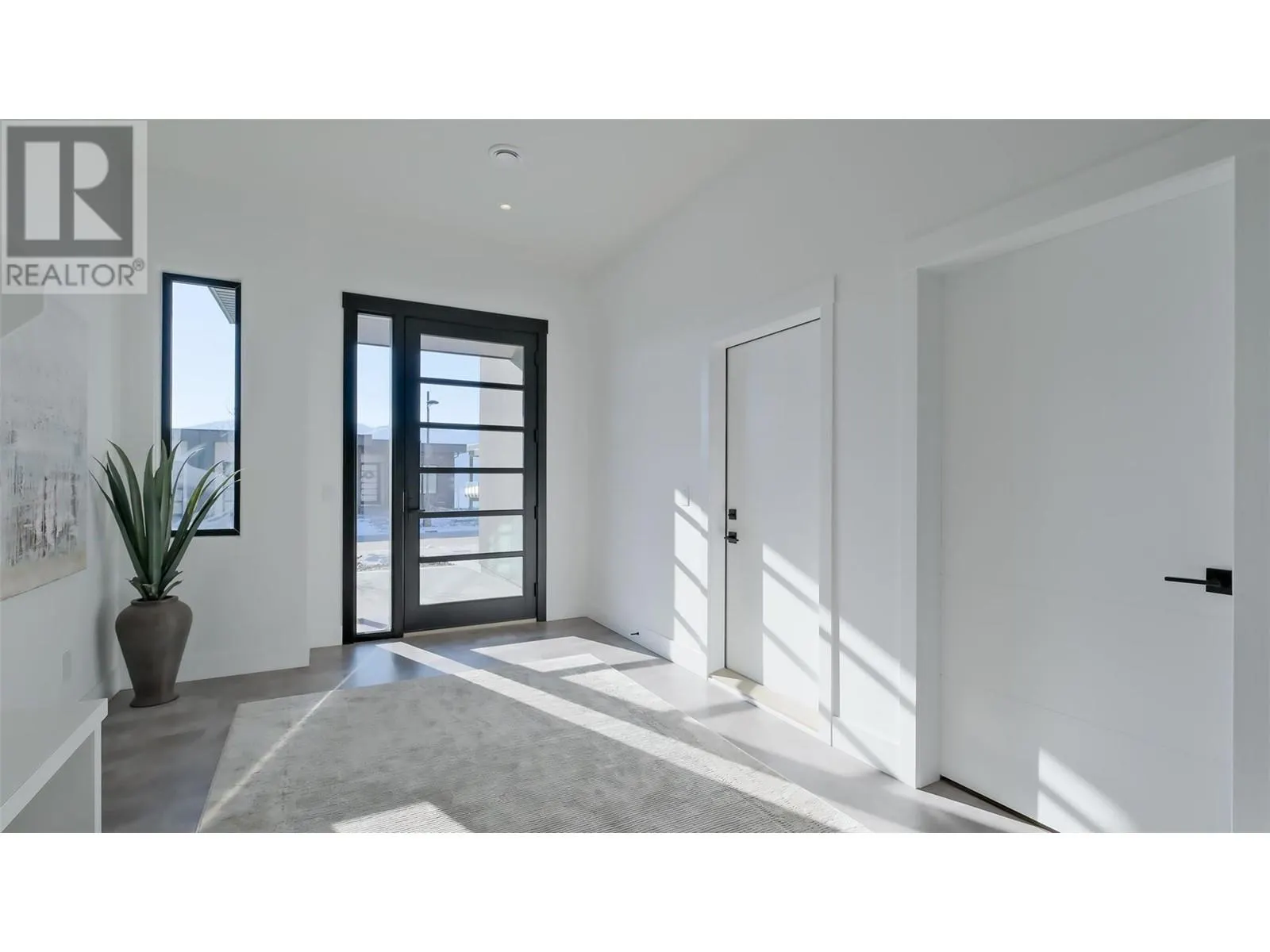 9201 Okanagan Centre Road W Unit# 20