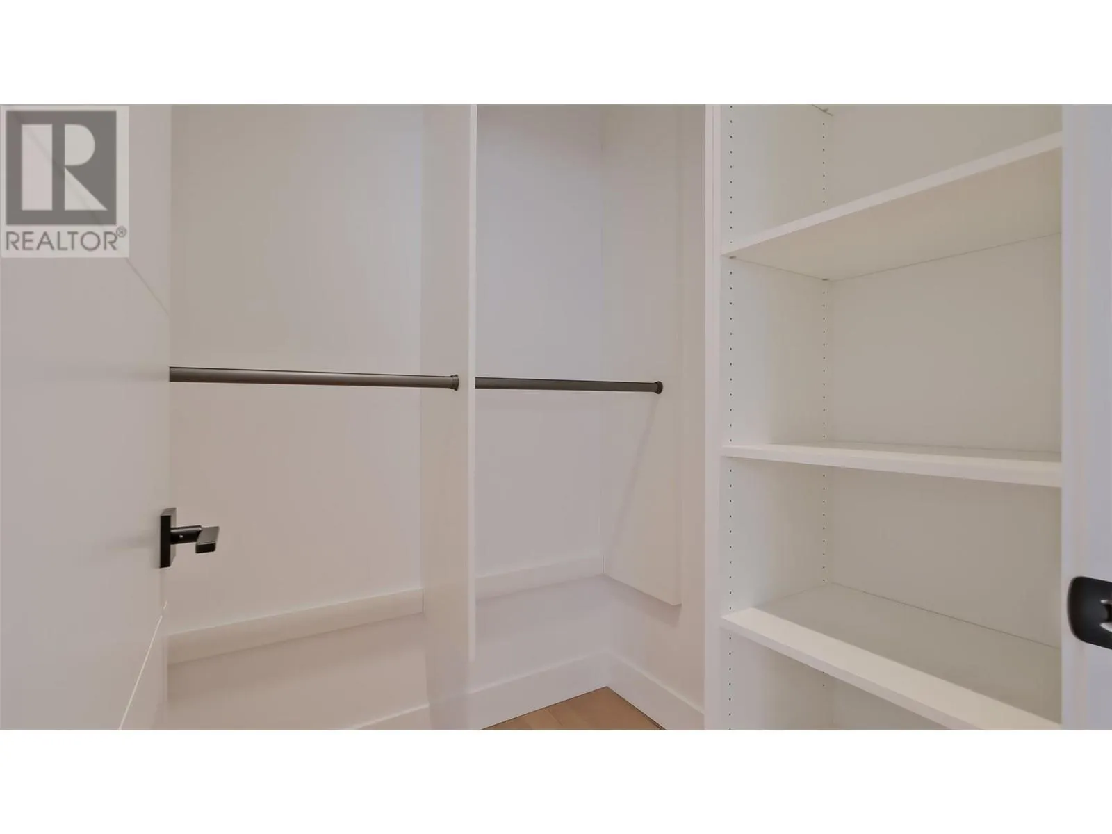 9201 Okanagan Centre Road W Unit# 20
