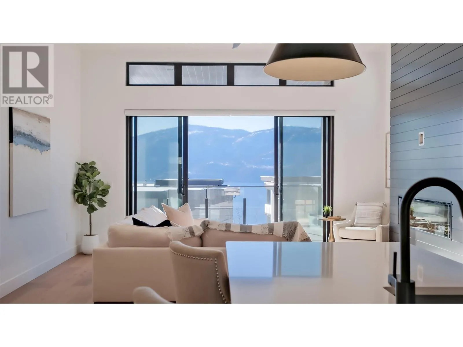 9201 Okanagan Centre Road W Unit# 20
