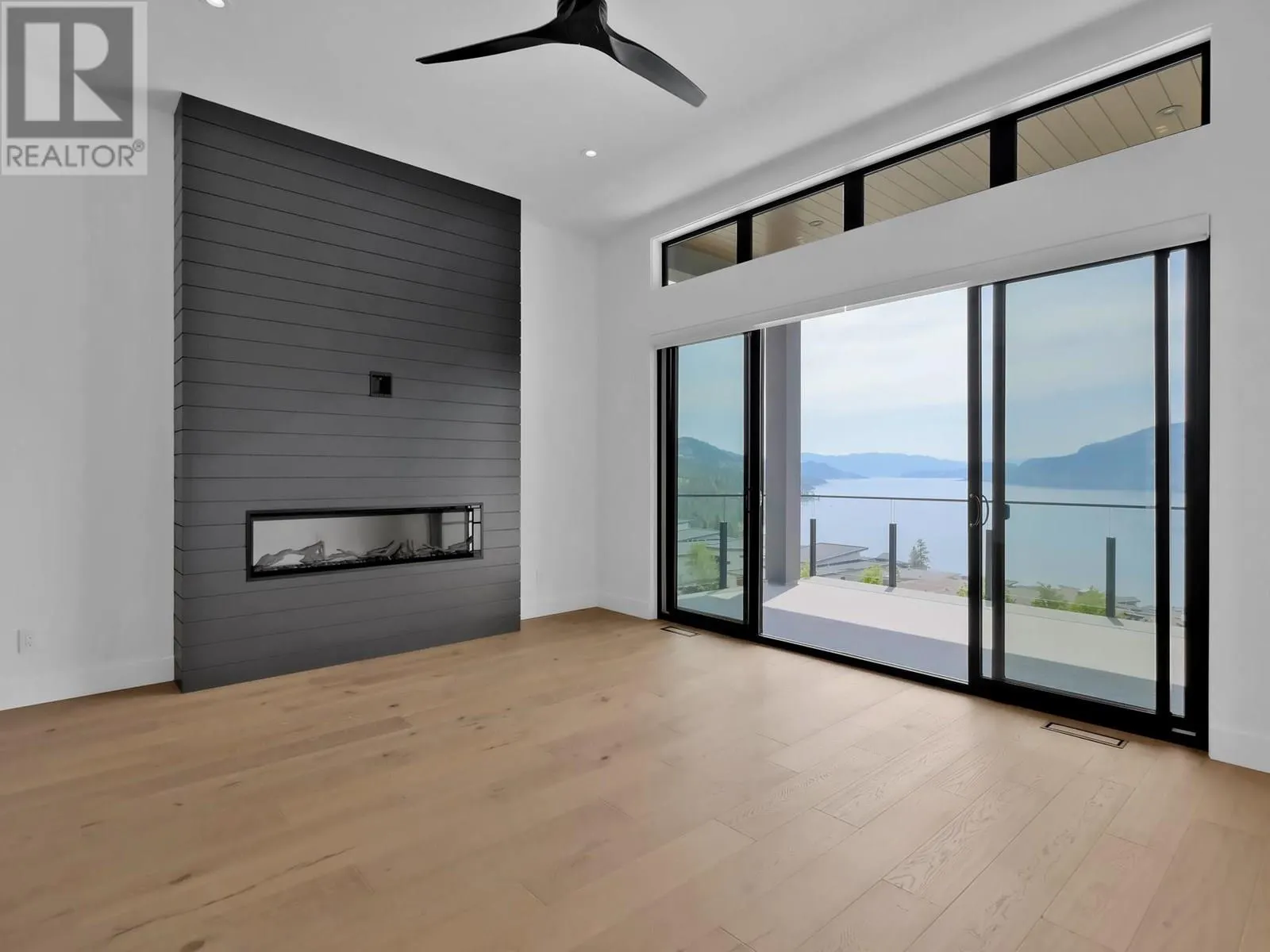 9201 Okanagan Centre Road W Unit# 7