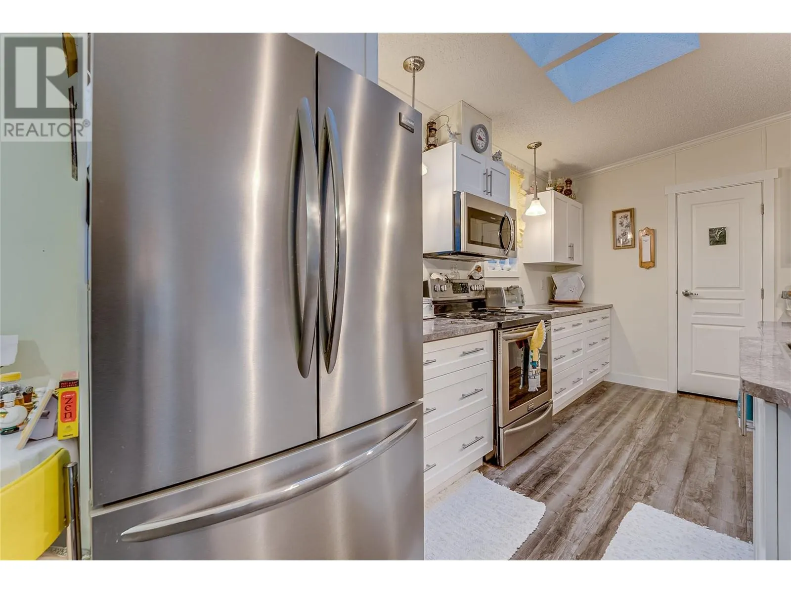 1600 43 Avenue Unit# 25